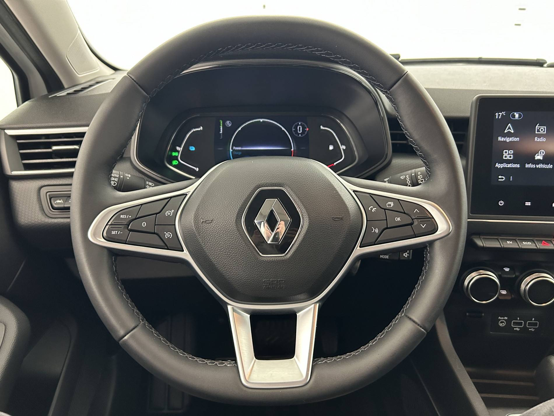 Vente en ligne Renault Clio 5 CLIO SOCIETE E-TECH 140 - 21 au prix de 13 990 €