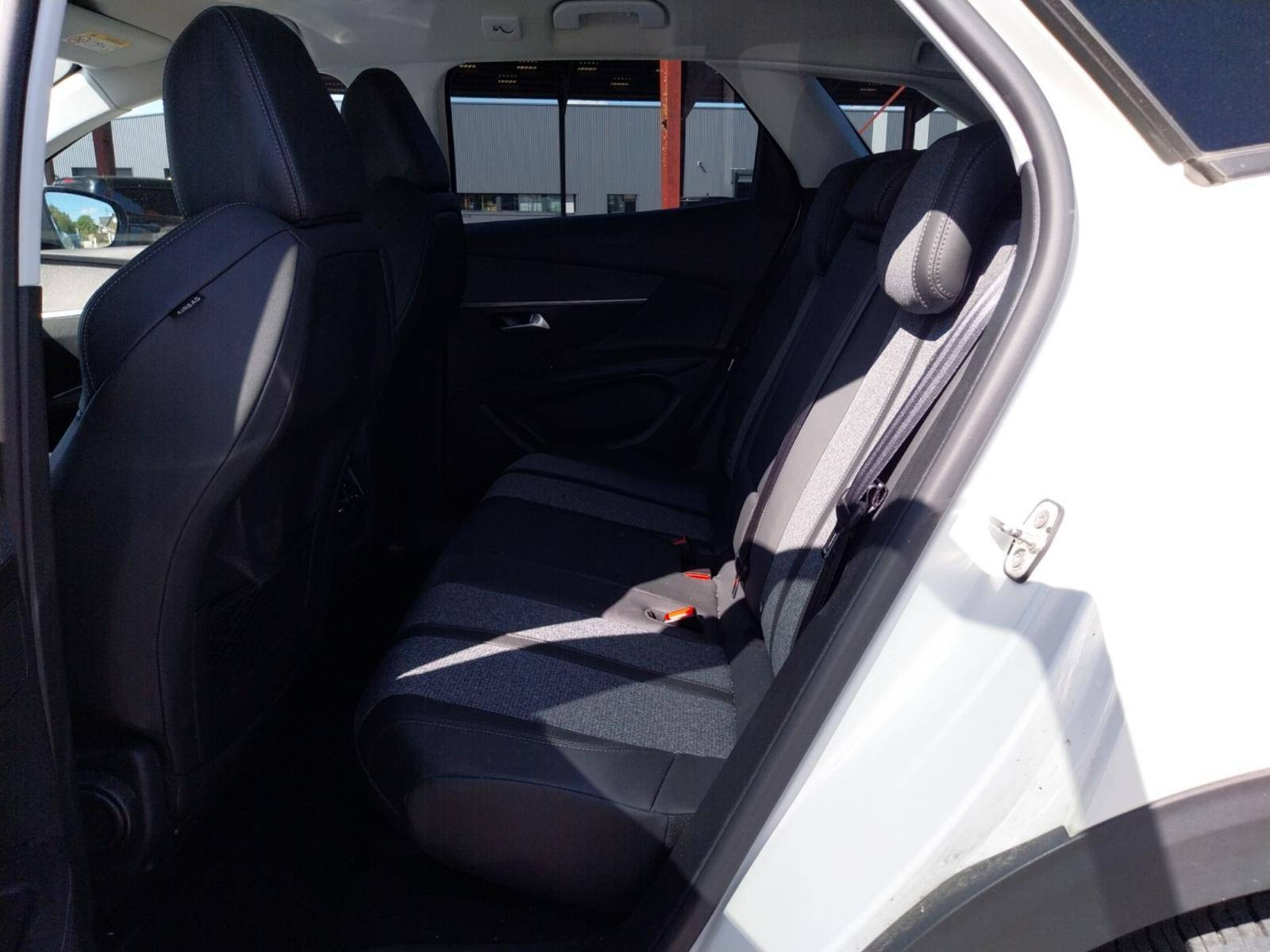 Vente en ligne Peugeot 3008  BlueHDi 130ch S&S BVM6 au prix de 16 990 €