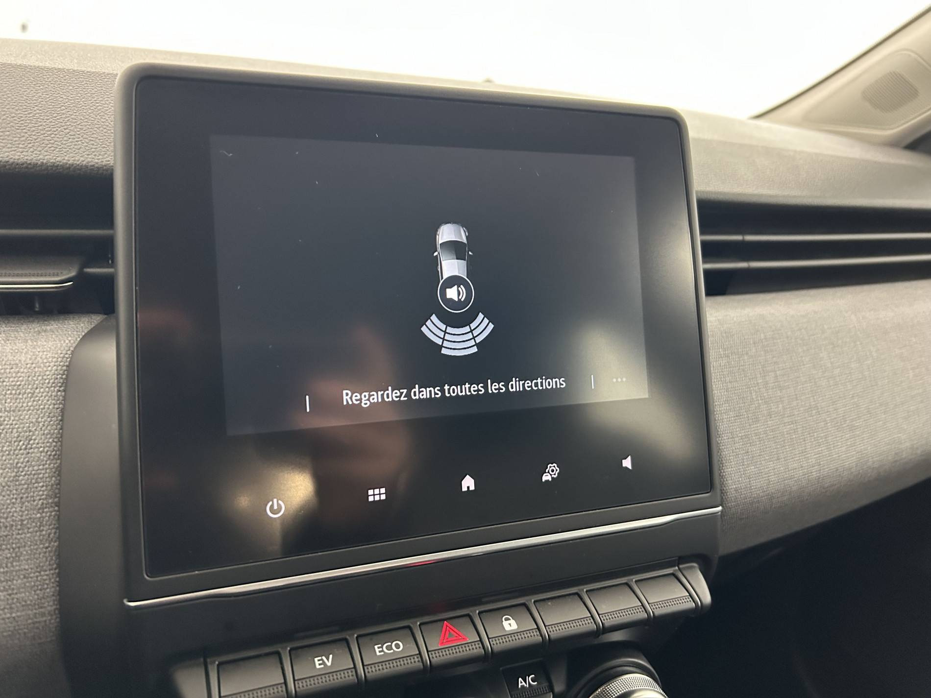 Vente en ligne Renault Clio 5 Clio E-Tech full hybrid 145 ch GSR2 au prix de 19 990 €