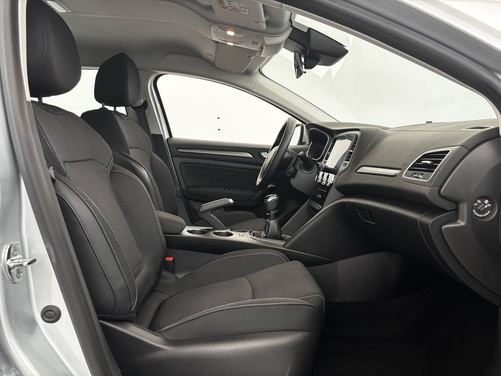 Vente en ligne Renault Megane 4 Mégane IV Berline Blue dCi 115 - 21N au prix de 14 900 €