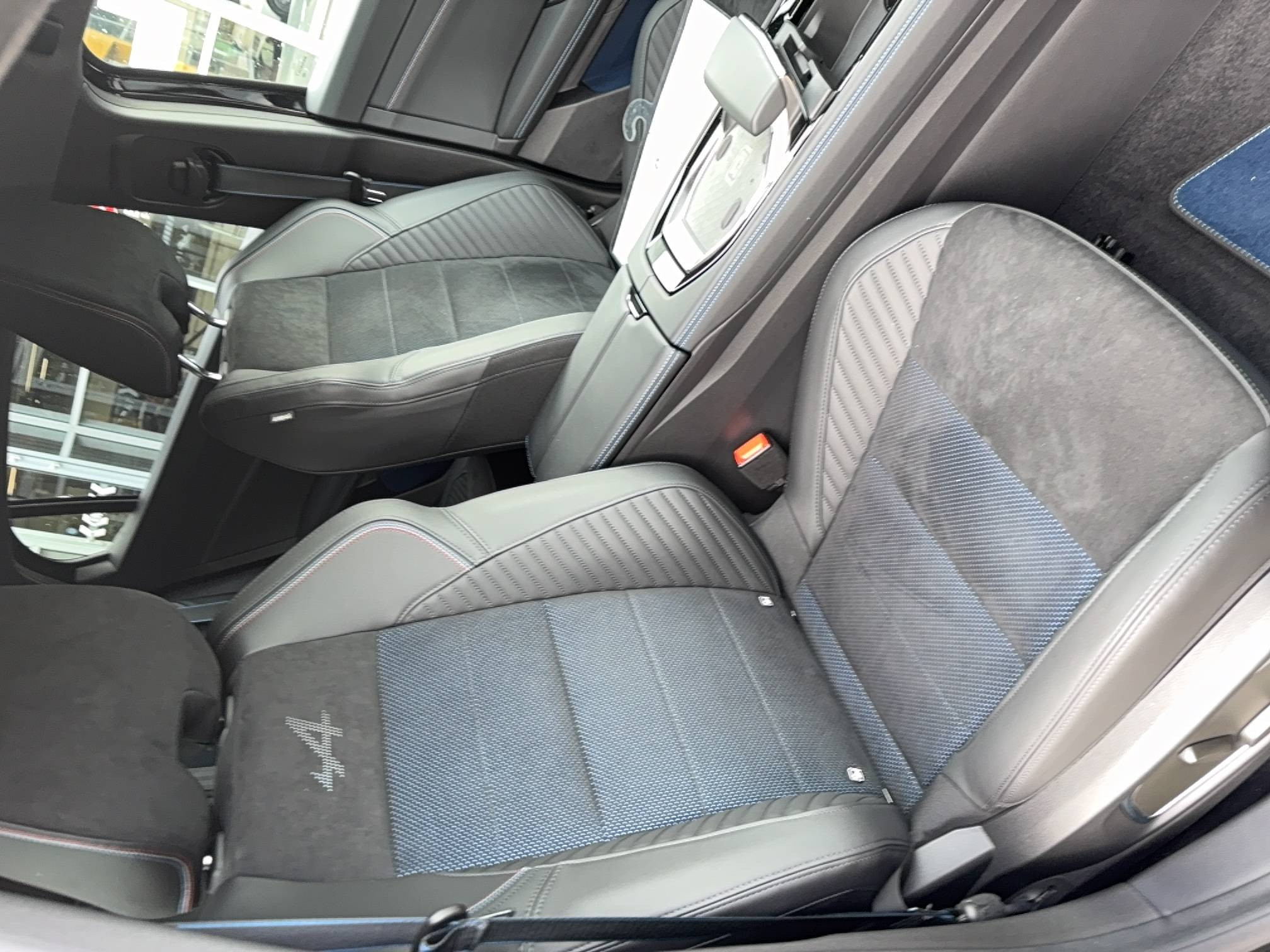 Vente en ligne Renault Rafale  E-Tech full hybrid 200 ch au prix de 49 490 €