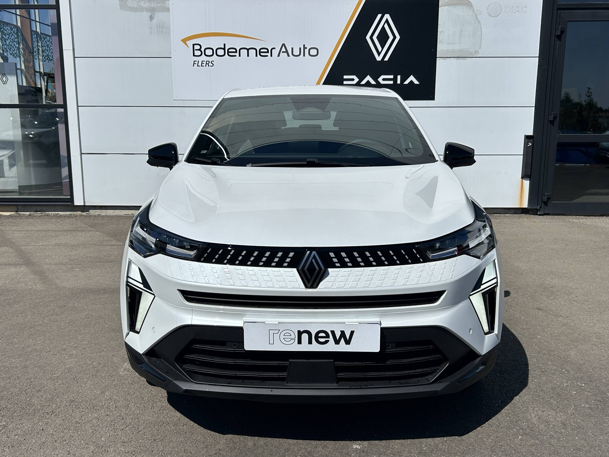 Vente en ligne Renault Captur  E-Tech full hybrid 160 ch au prix de 29 890 €