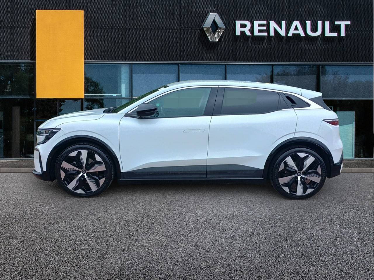 Vente en ligne Renault Megane E-Tech  EV60 220 ch super charge au prix de 26 490 €