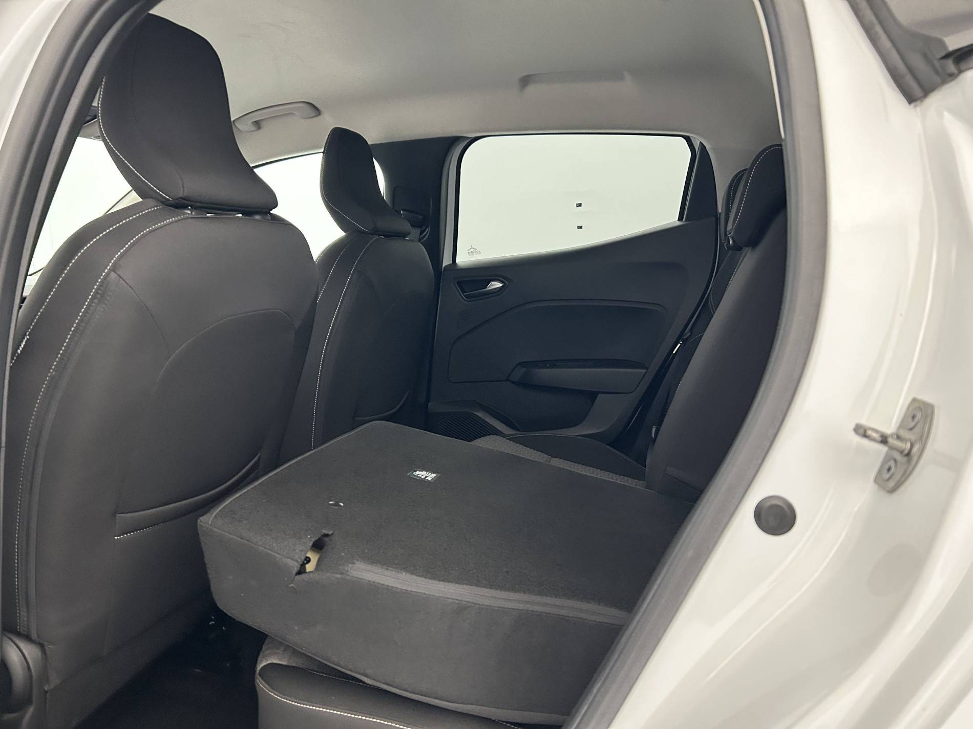 Vente en ligne Renault Clio 5 Clio TCe 100 GPL au prix de 14 390 €