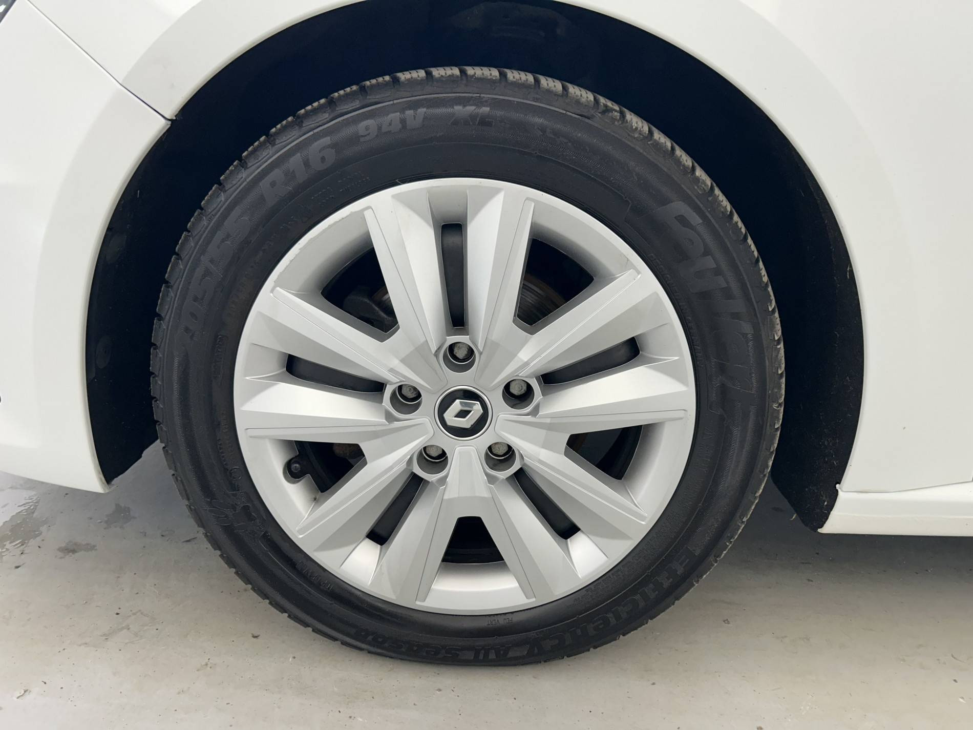 Vente en ligne Renault Megane 4 Mégane IV Berline Blue dCi 115 - 21B au prix de 13 890 €