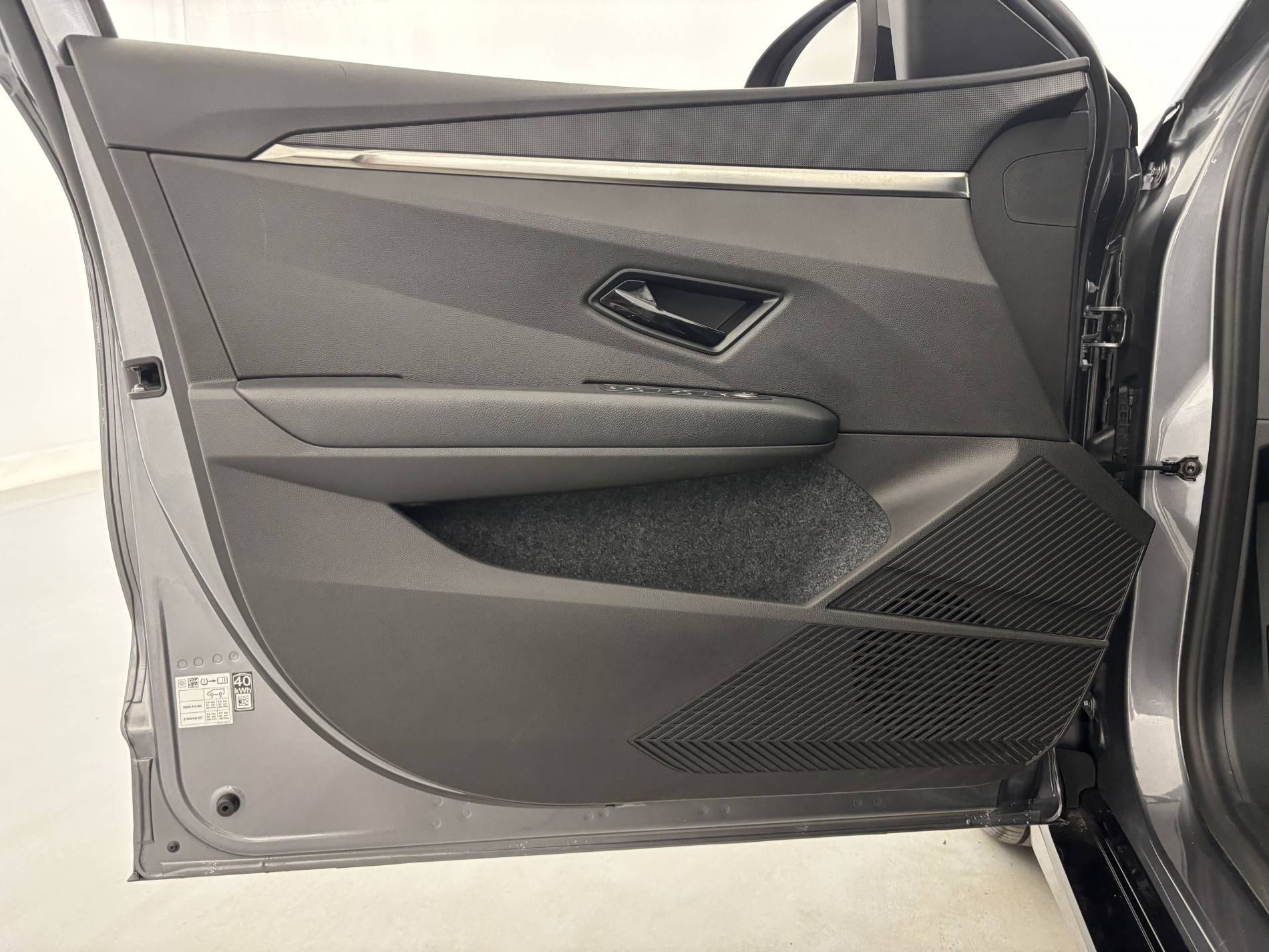 Vente en ligne Renault Megane E-Tech  EV40 130ch standard charge au prix de 18 990 €