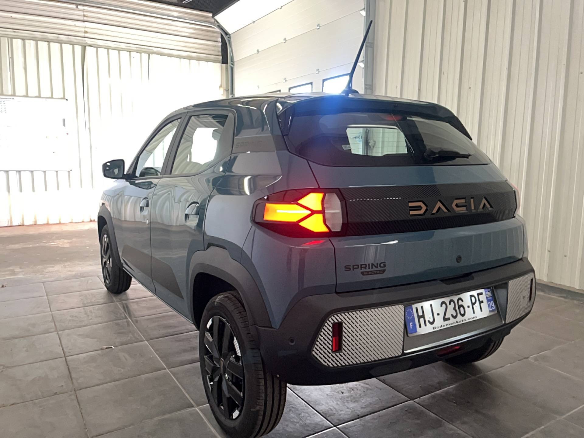 Vente en ligne Dacia Spring  electric 100 au prix de 19 990 €