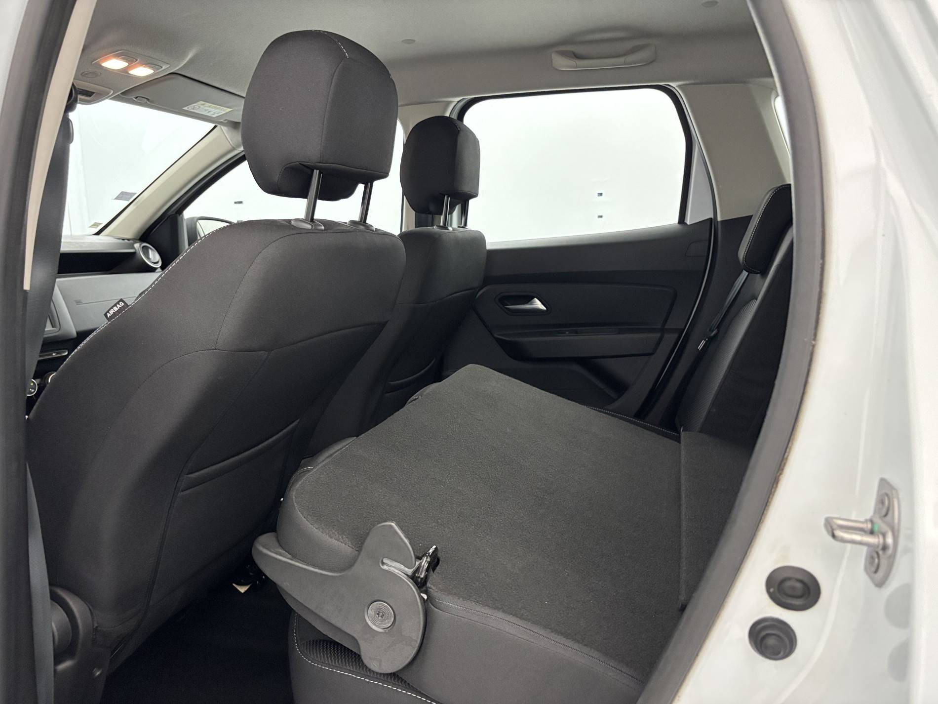 Vente en ligne Dacia Duster  Blue dCi 115 4x4 au prix de 17 990 €