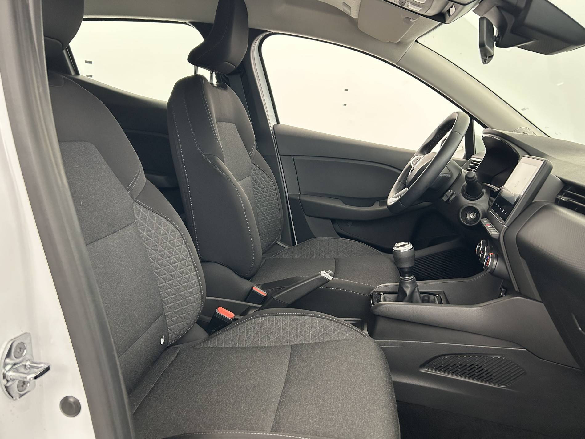 Vente en ligne Renault Clio 5 Clio SCe 65 - 21N au prix de 12 390 €