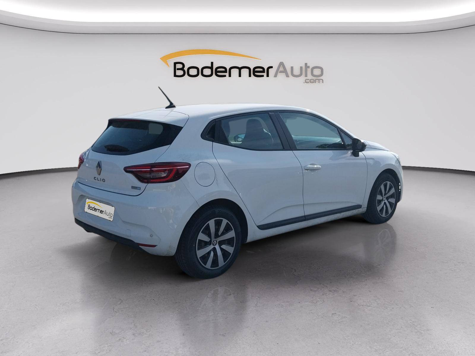 Vente en ligne Renault Clio 5 Clio E-Tech full hybrid 145 au prix de 13 890 €