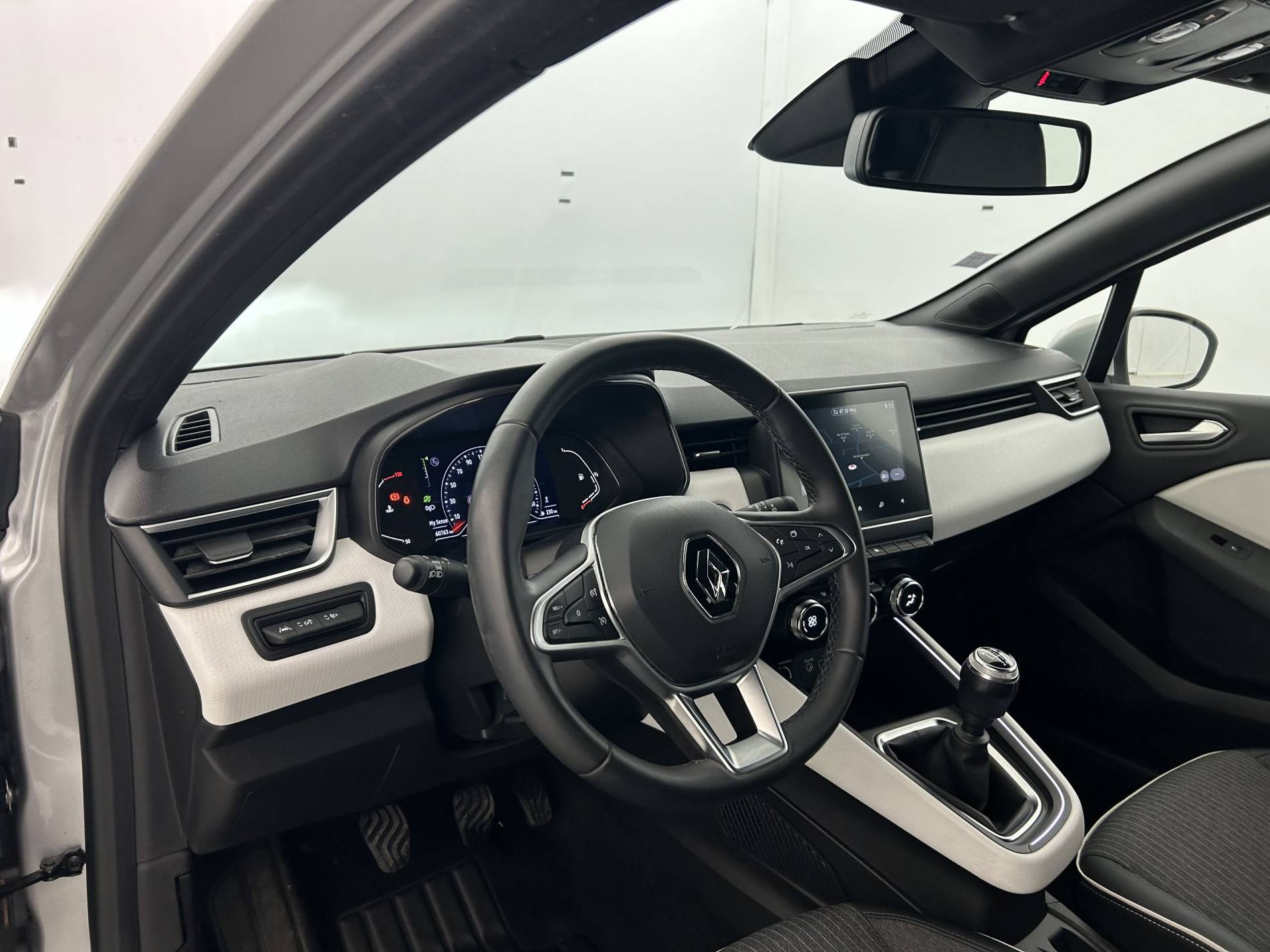 Vente en ligne Renault Clio 5 Clio Blue dCi 100 - 21N au prix de 15 290 €