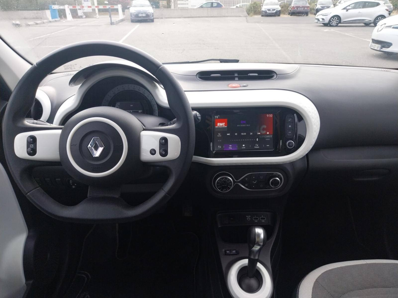 Vente en ligne Renault Twingo Electrique Twingo III E-Tech au prix de 12 990 €