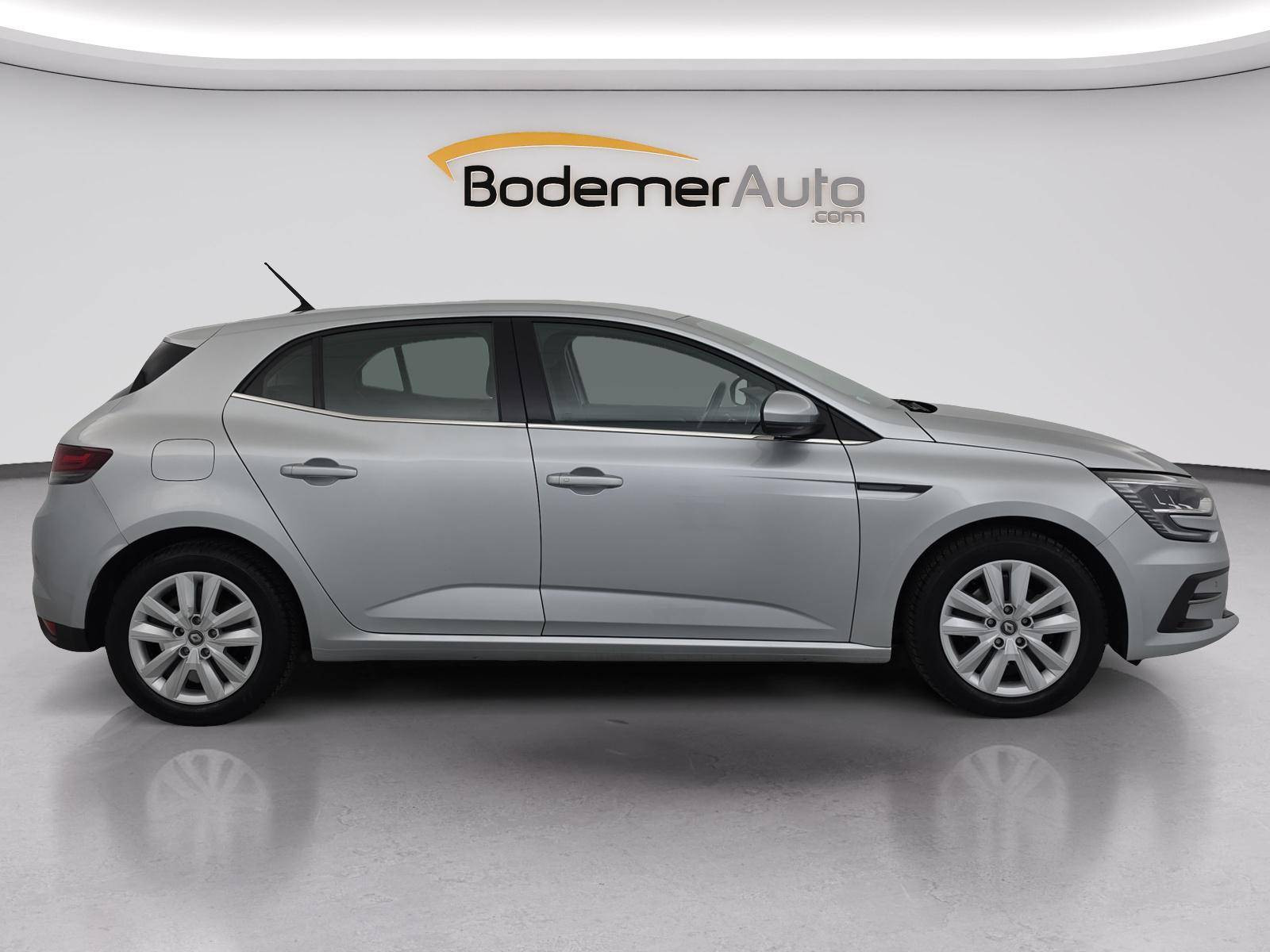 Vente en ligne Renault Megane 4 Mégane IV Berline Blue dCi 115 au prix de 14 890 €