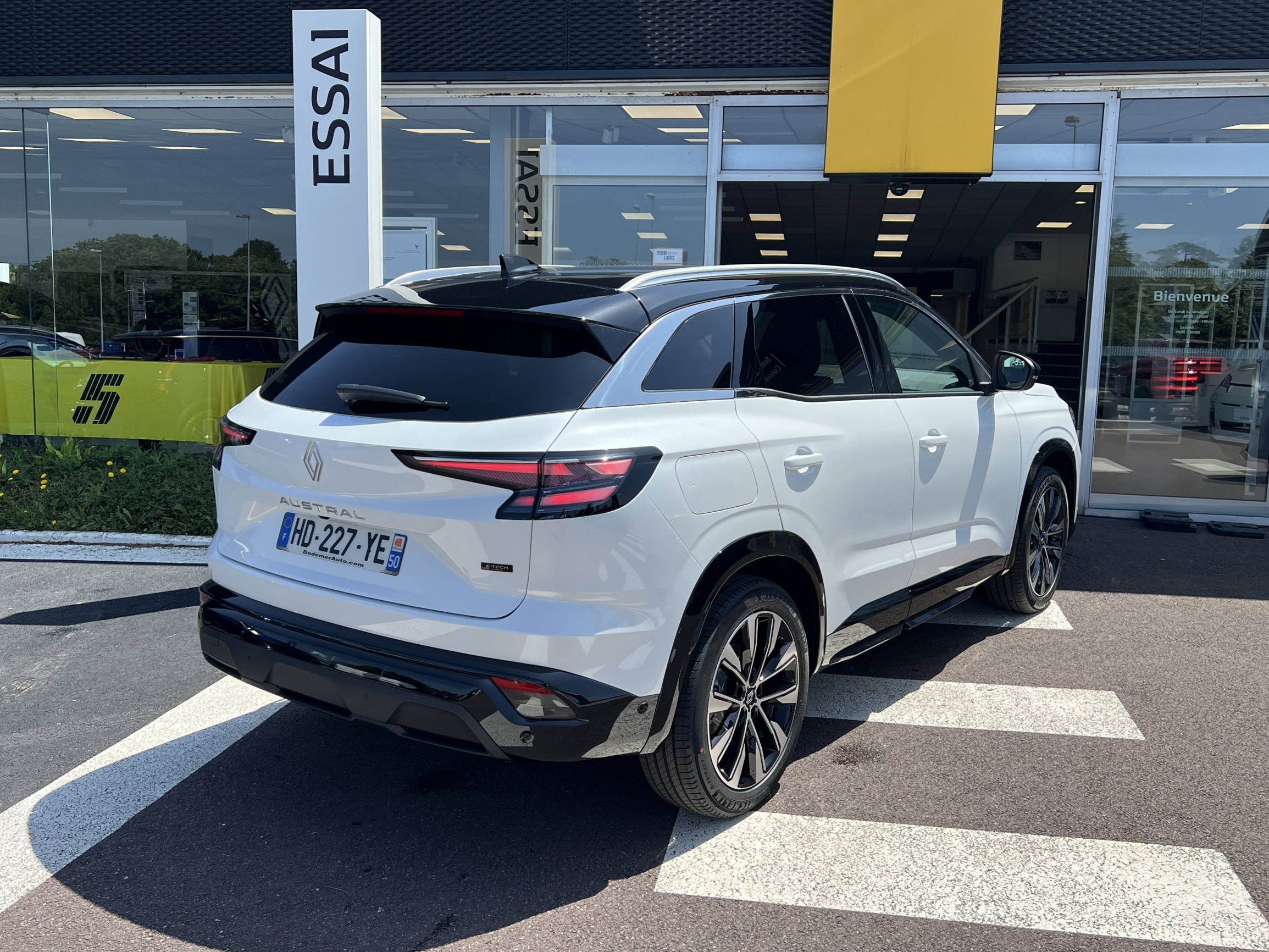 Vente en ligne Renault Austral  full hybrid E-Tech 200 ch au prix de 37 490 €