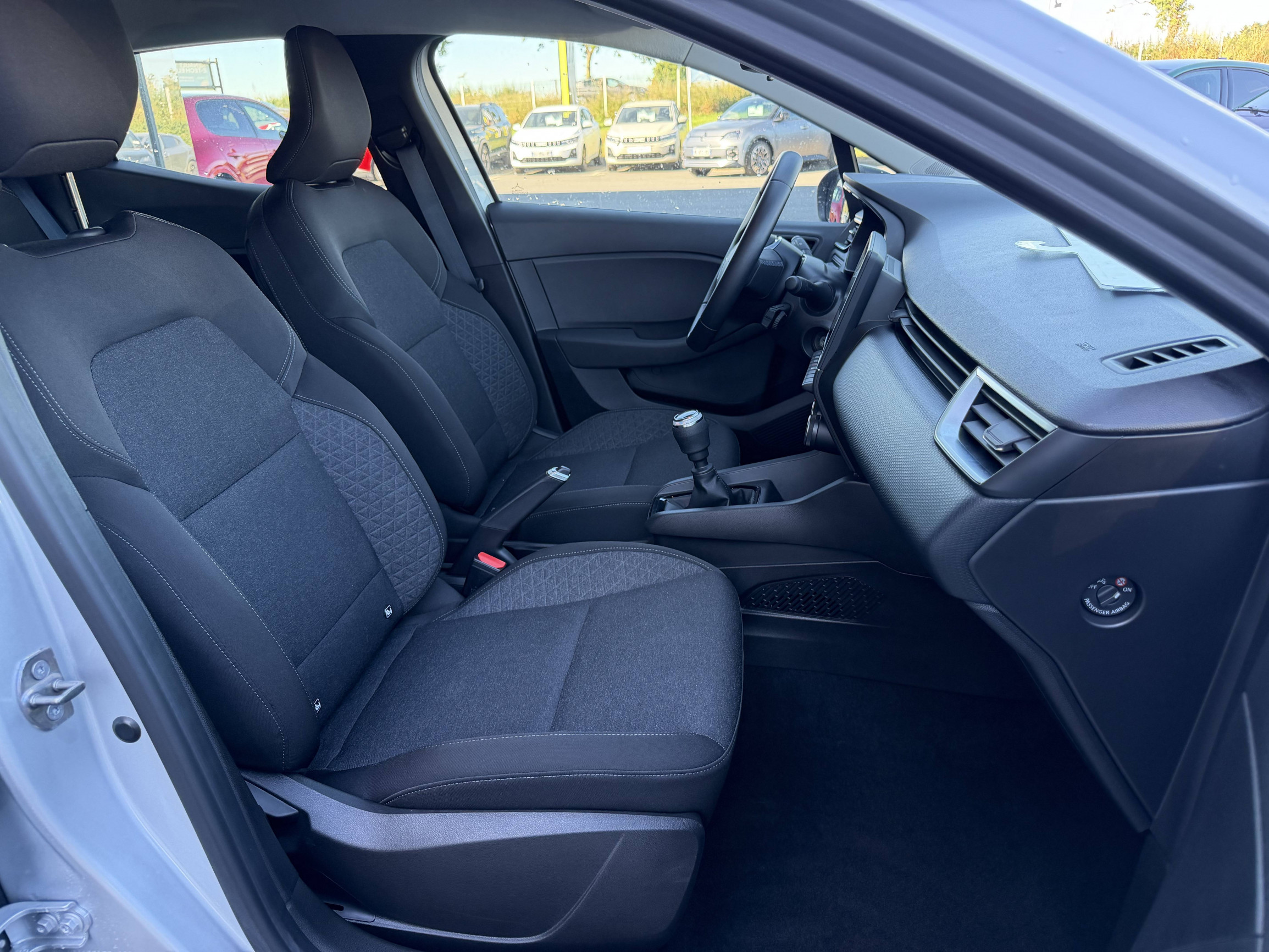 Vente en ligne Renault Clio 5 Clio TCe 90 au prix de 15 490 €