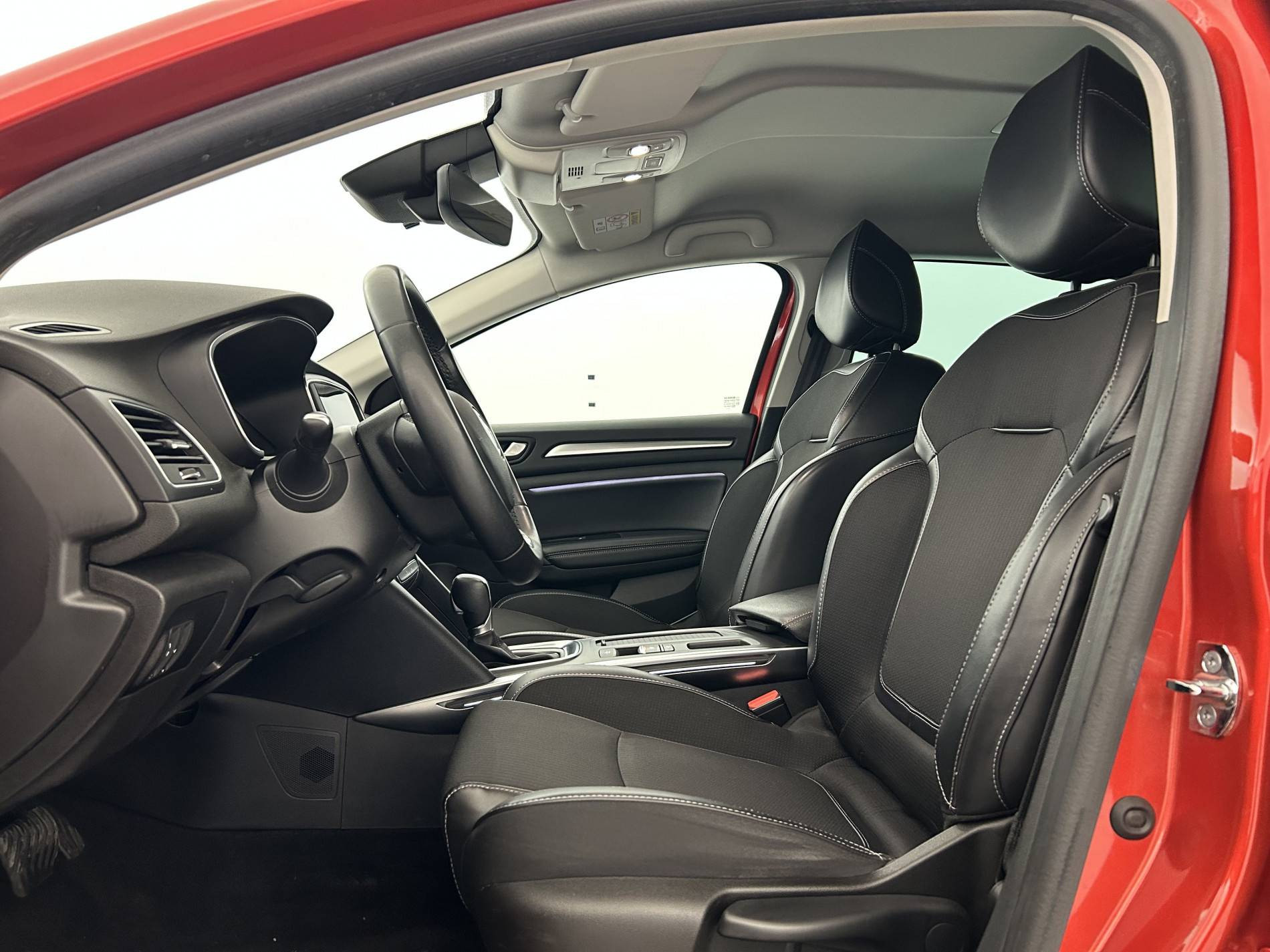 Vente en ligne Renault Megane 4  Blue dCi 115 EDC au prix de 18 785 €