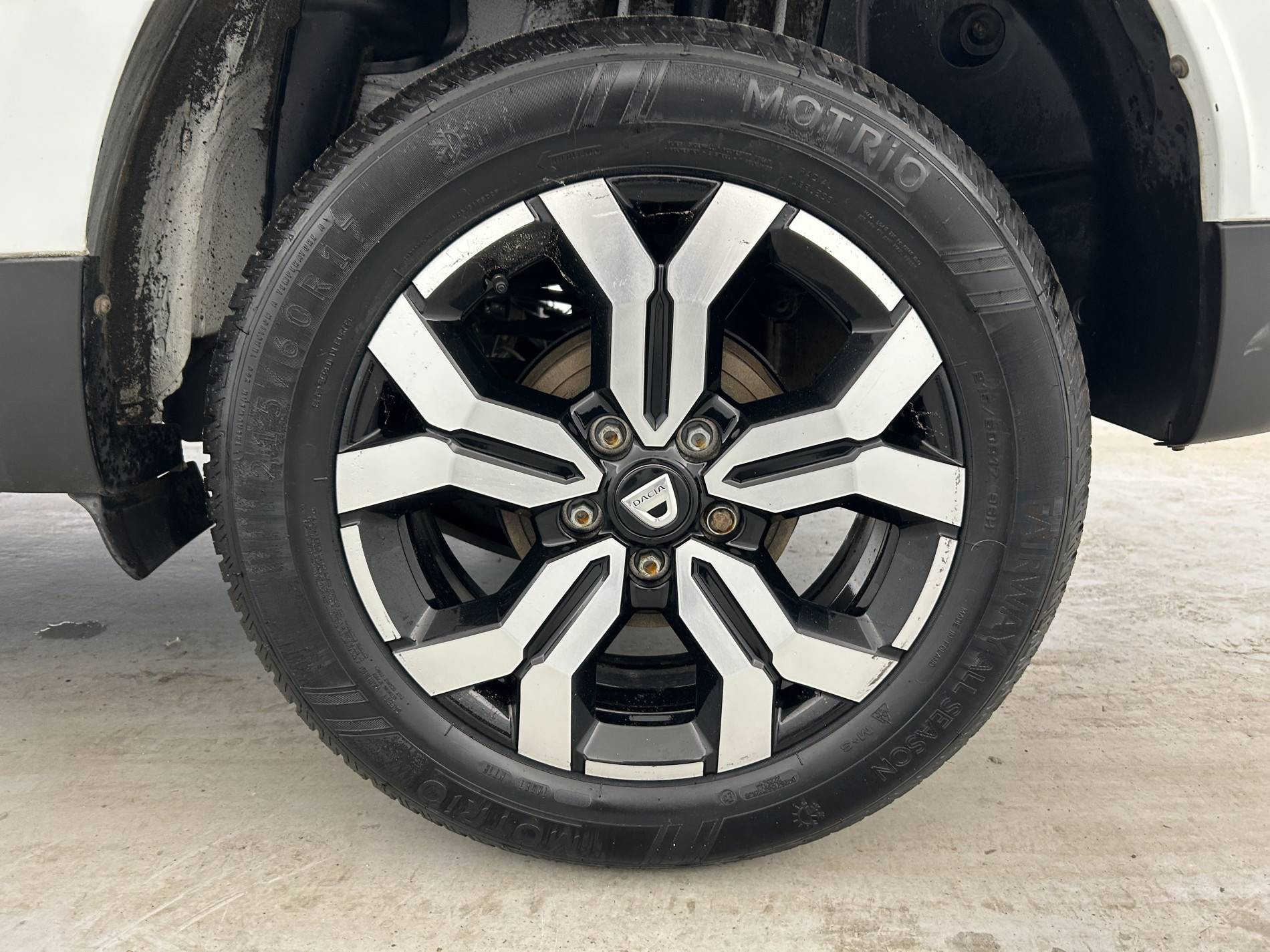 Vente en ligne Dacia Duster  ECO-G 100 4x2 au prix de 14 990 €