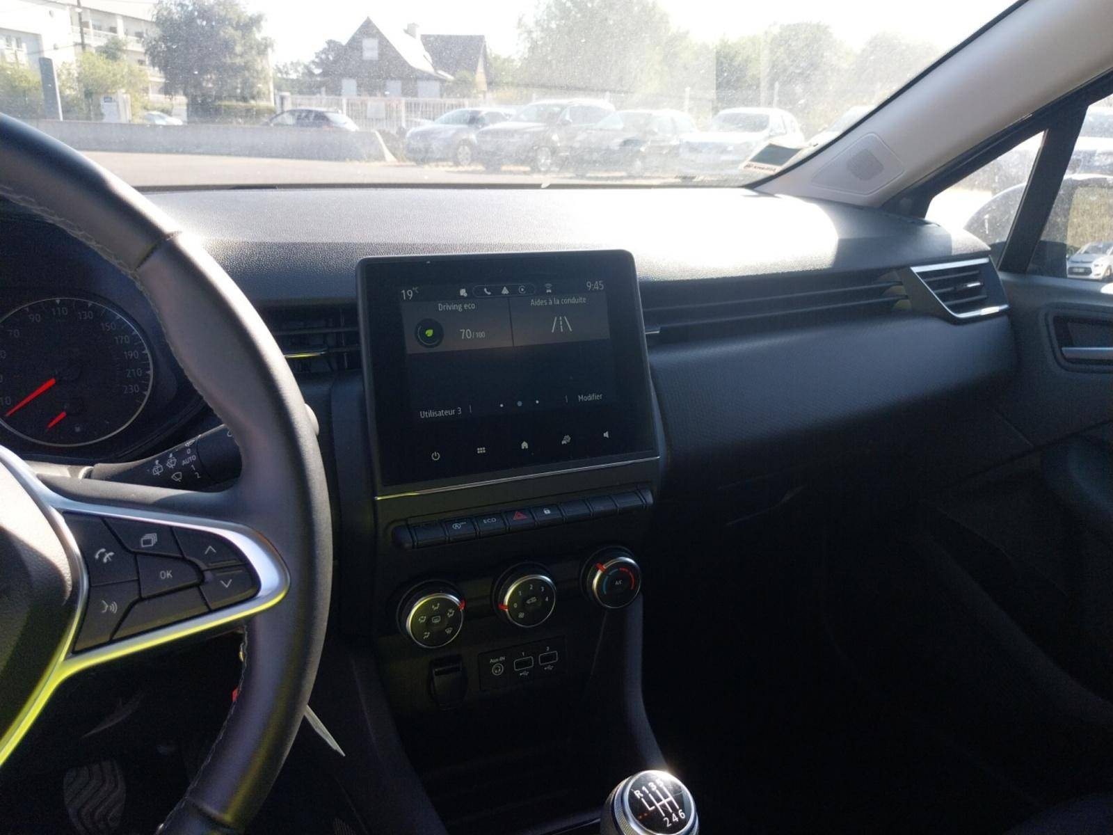Vente en ligne Renault Clio 5 Clio TCe 90 au prix de 13 290 €