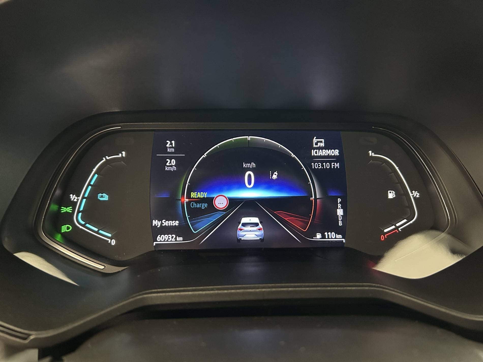 Vente en ligne Renault Clio 5 Clio E-Tech 140 - 21N au prix de 16 500 €