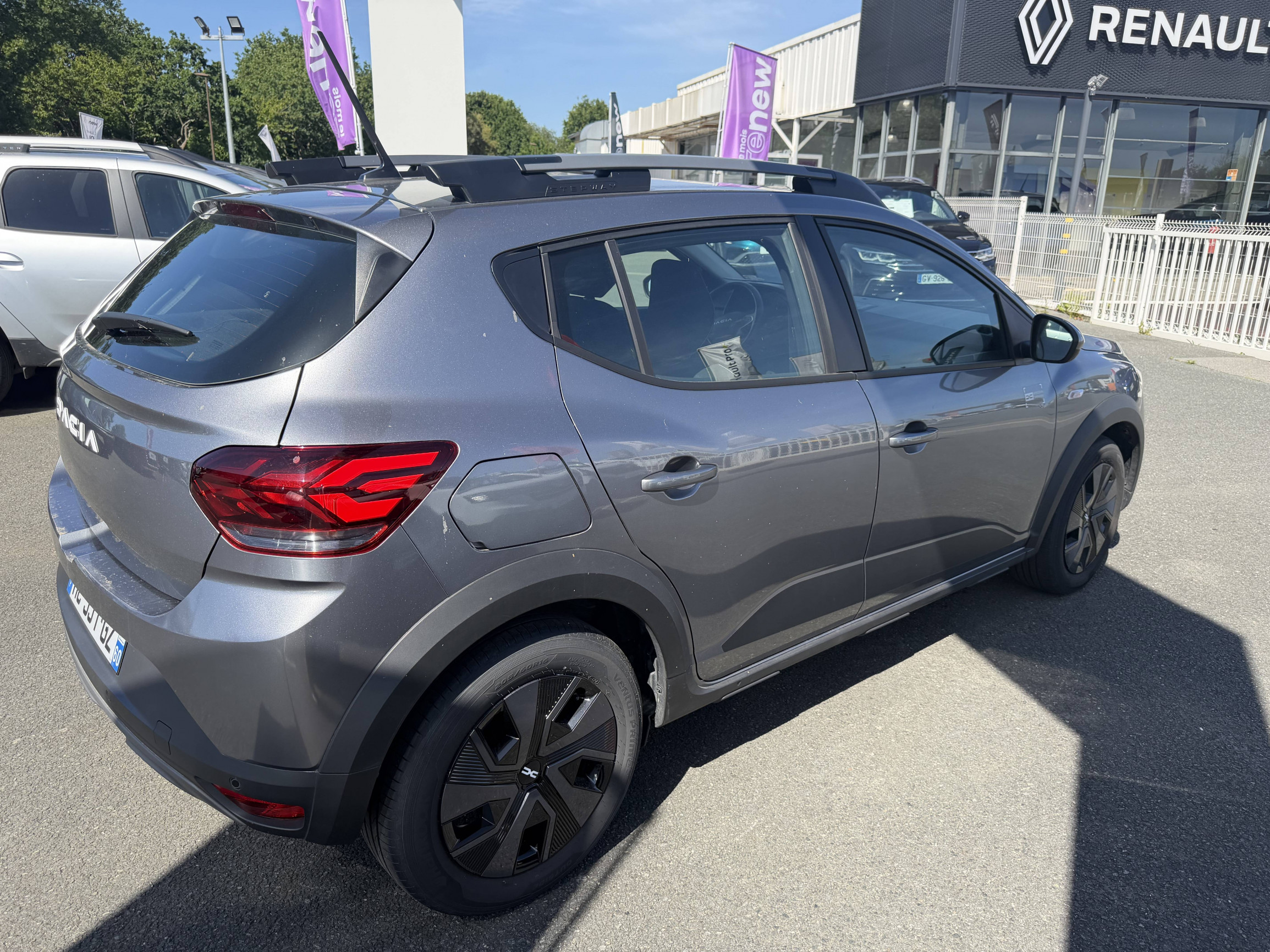 Vente en ligne Dacia Sandero  ECO-G 100 GSR2 au prix de 15 490 €