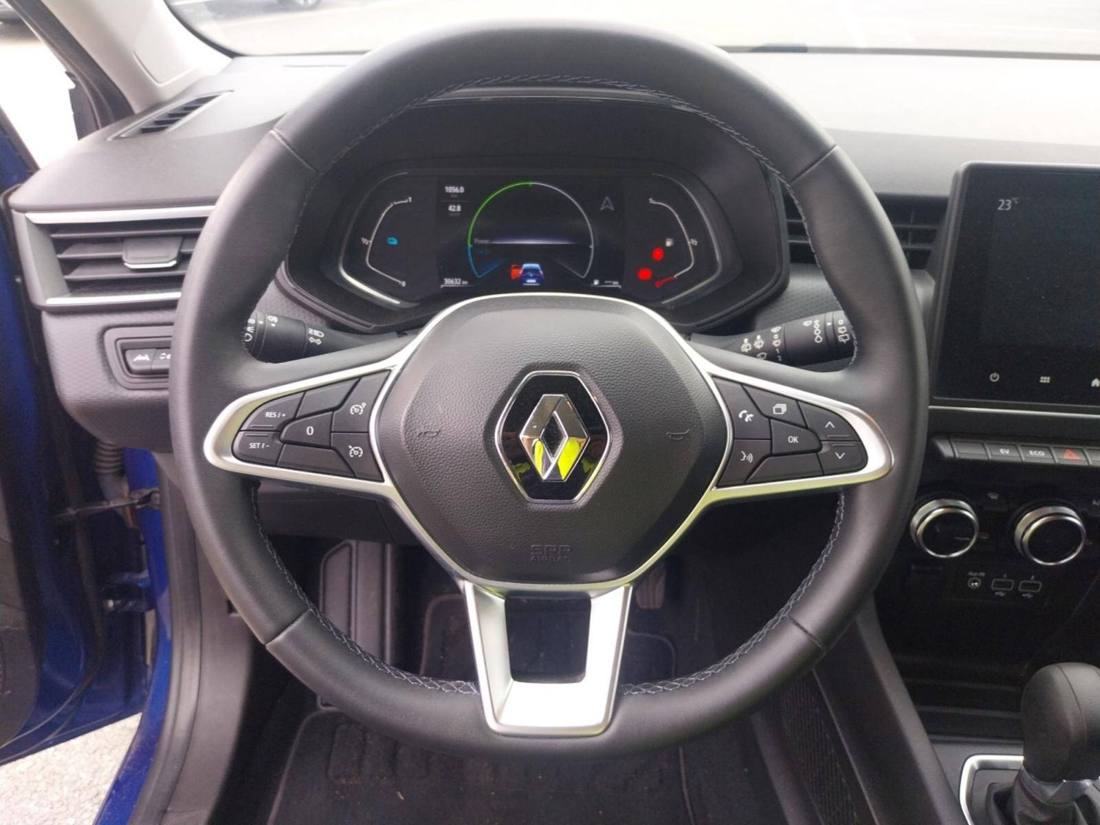 Vente en ligne Renault Clio 5 Clio E-Tech 140 - 21N au prix de 15 990 €
