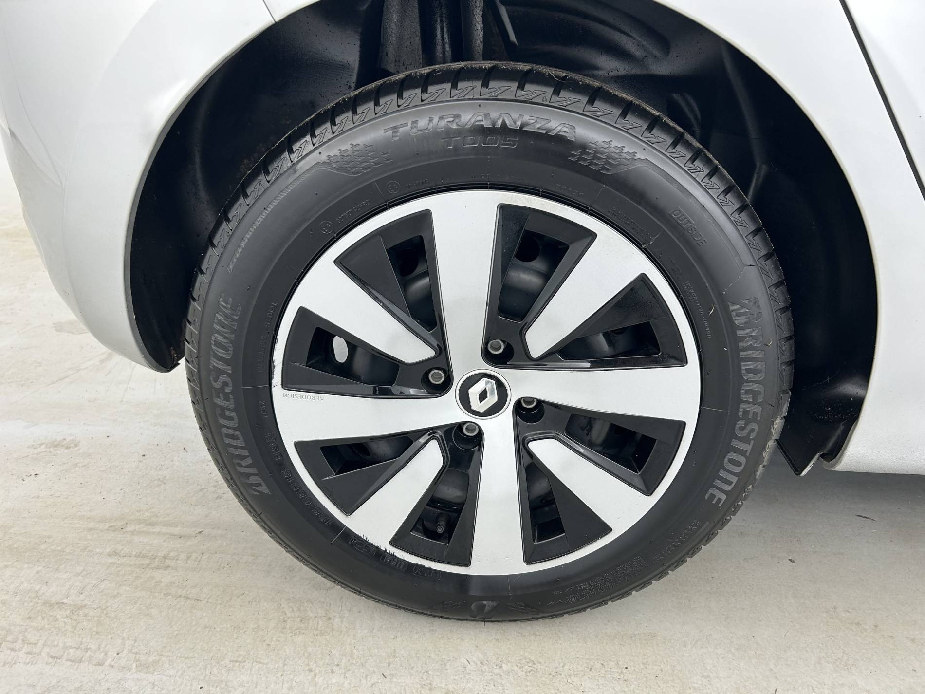 Vente en ligne Renault Clio 5 Clio TCe 90 au prix de 12 990 €