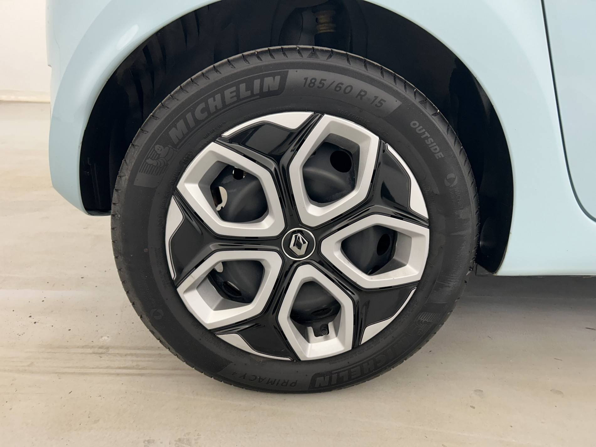 Vente en ligne Renault Twingo 3  SCe 65 au prix de 12 391 €