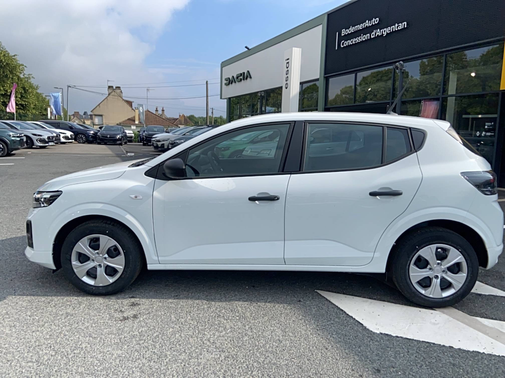 Vente en ligne Dacia Sandero  SCe 65 au prix de 13 500 €