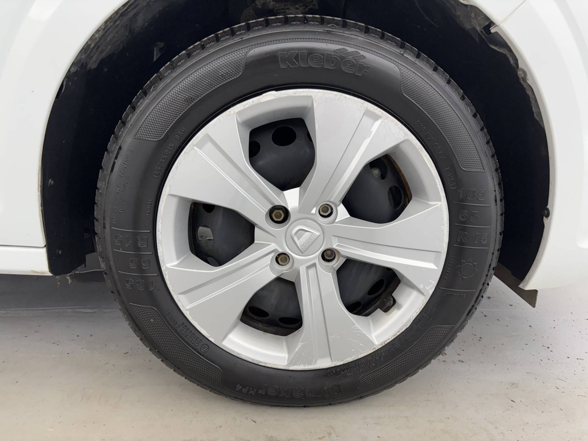 Vente en ligne Dacia Sandero  SCe 65 - 22 au prix de 9 979 €