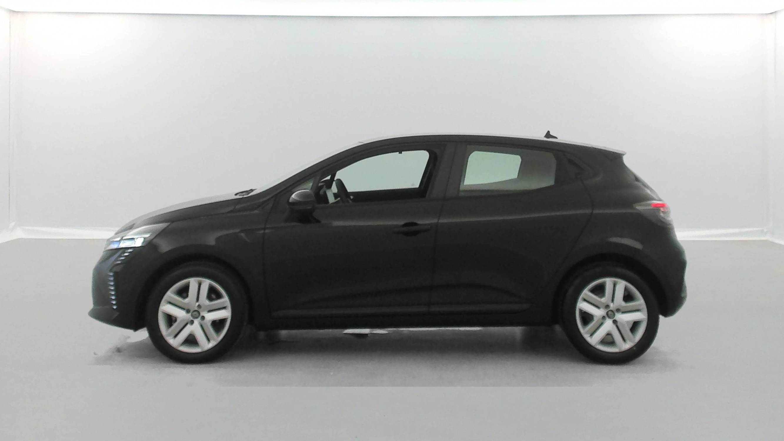 Vente en ligne Renault Clio 5 Clio Blue dCi 100 ch GSR2 au prix de 17 991 €