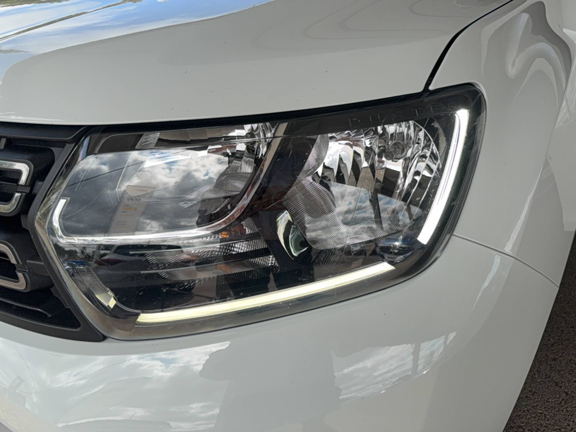 Vente en ligne Dacia Duster  TCe 130 FAP 4x2 au prix de 11 990 €