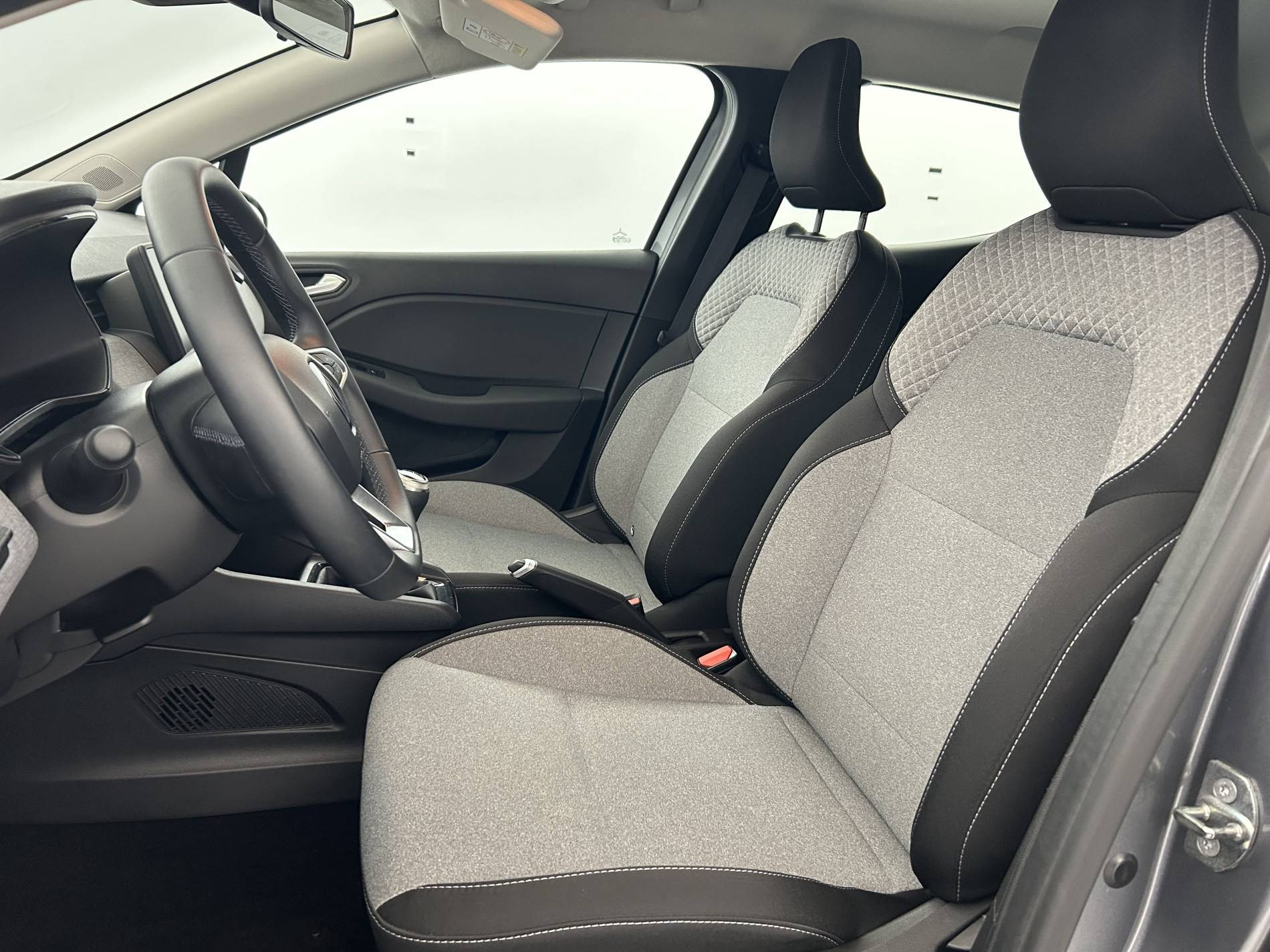 Vente en ligne Renault Clio 5 Clio TCe 90 ch GSR2 au prix de 15 490 €