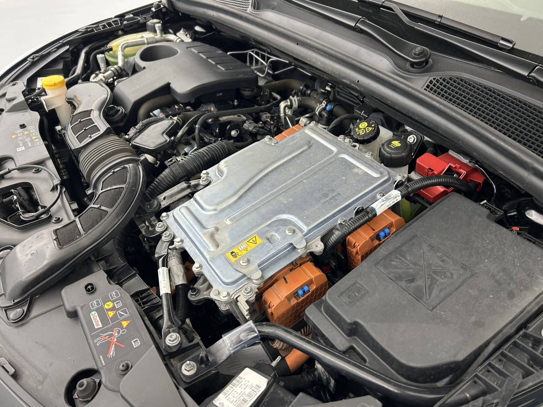 Vente en ligne Renault Clio 5 Clio E-Tech 140 - 21N au prix de 15 000 €