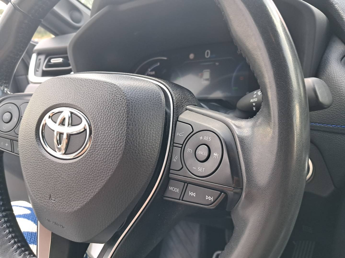 Vente en ligne Toyota RAV4 RAV4 Hybride 222 ch AWD-i au prix de 36 990 €