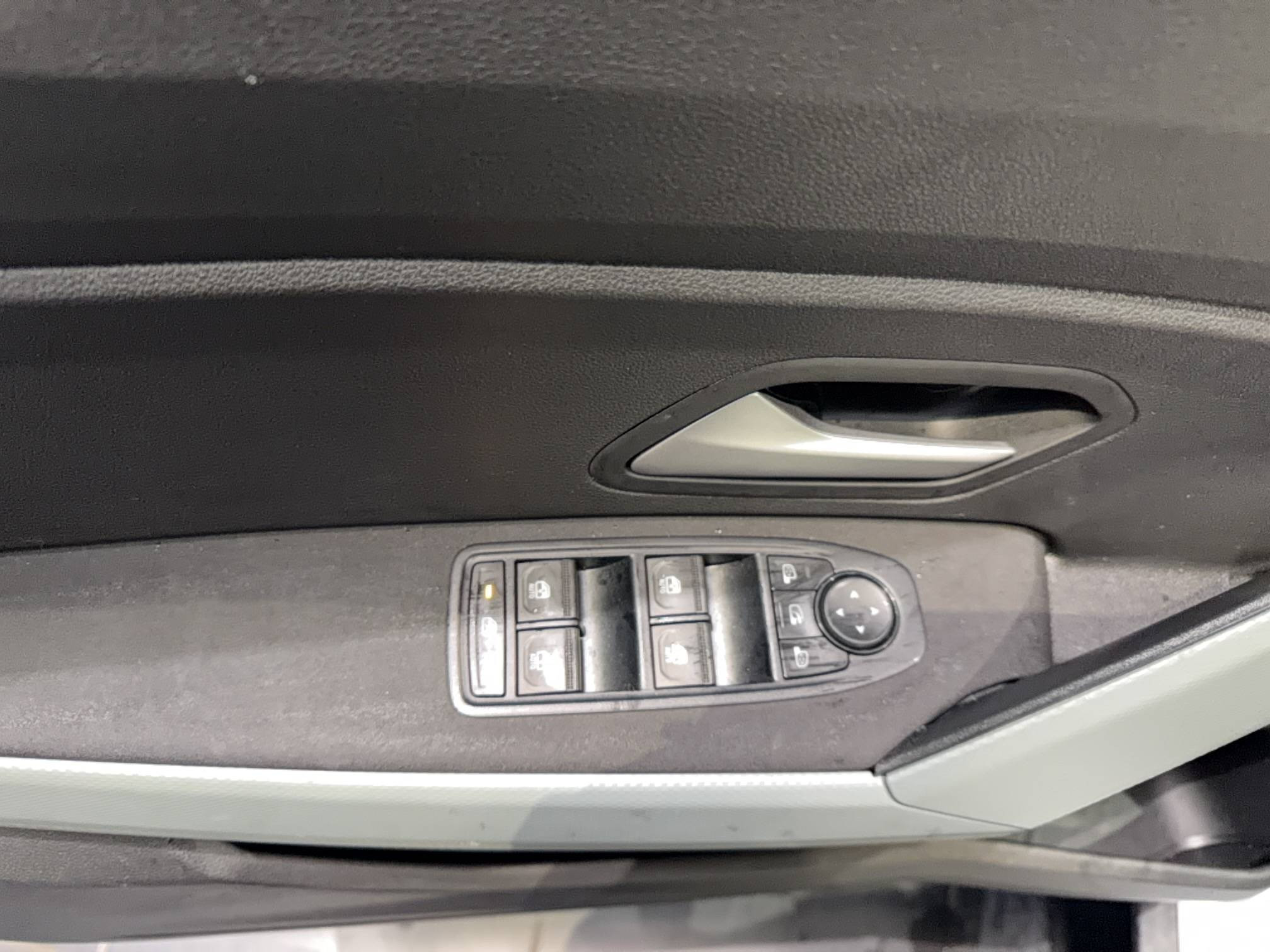 Vente en ligne Dacia Duster  Hybrid 140 au prix de 28 990 €