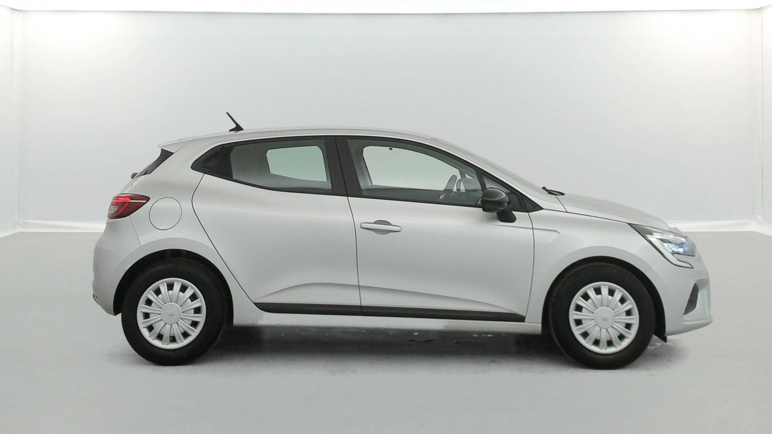 Vente en ligne Renault Clio 5 Clio TCe 90 au prix de 13 990 €