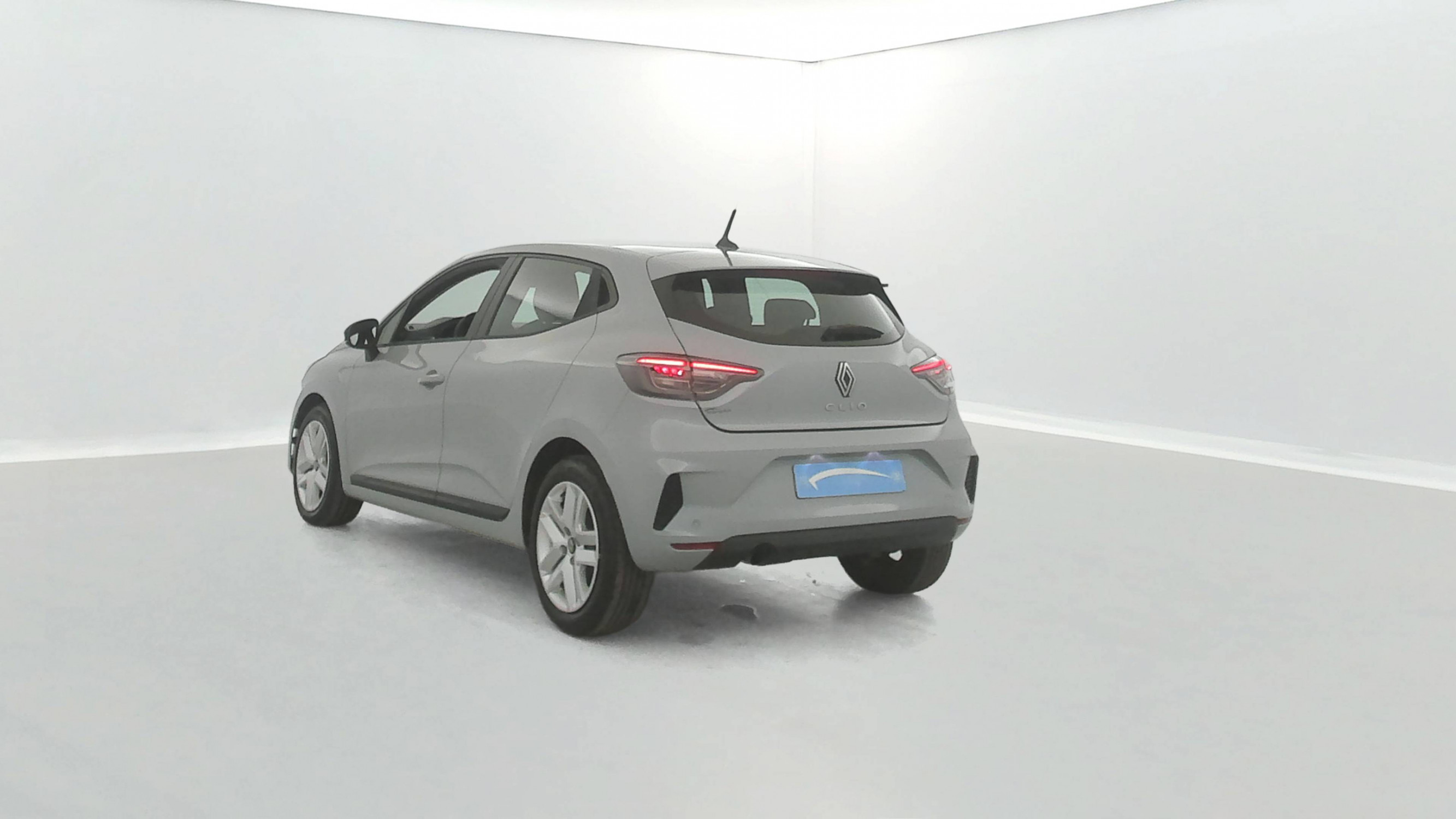 Vente en ligne Renault Clio 5 Clio Blue dCi 100 ch GSR2 au prix de 18 490 €