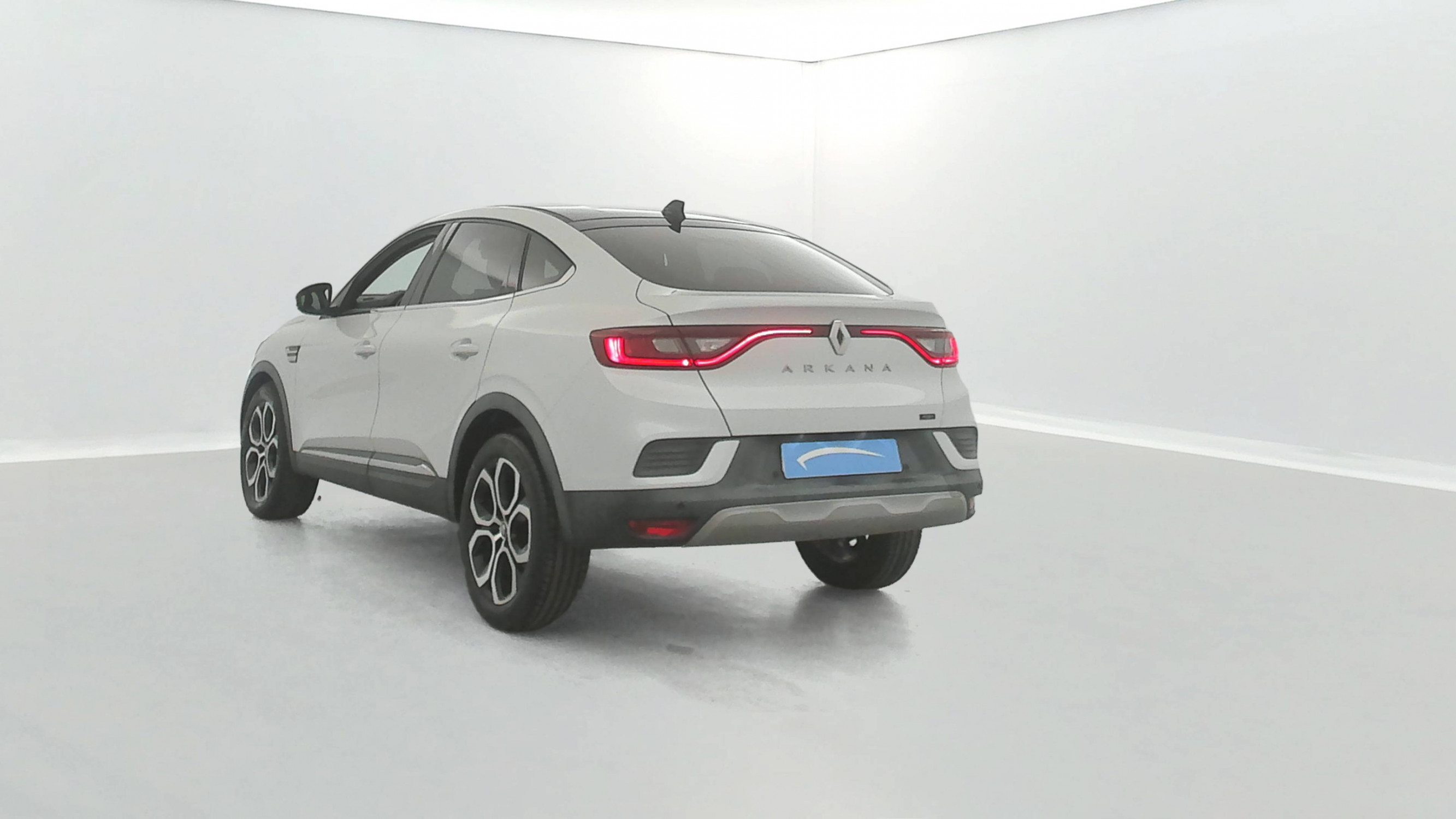 Vente en ligne Renault Arkana  E-Tech hybride 145 - 22 au prix de 21 790 €