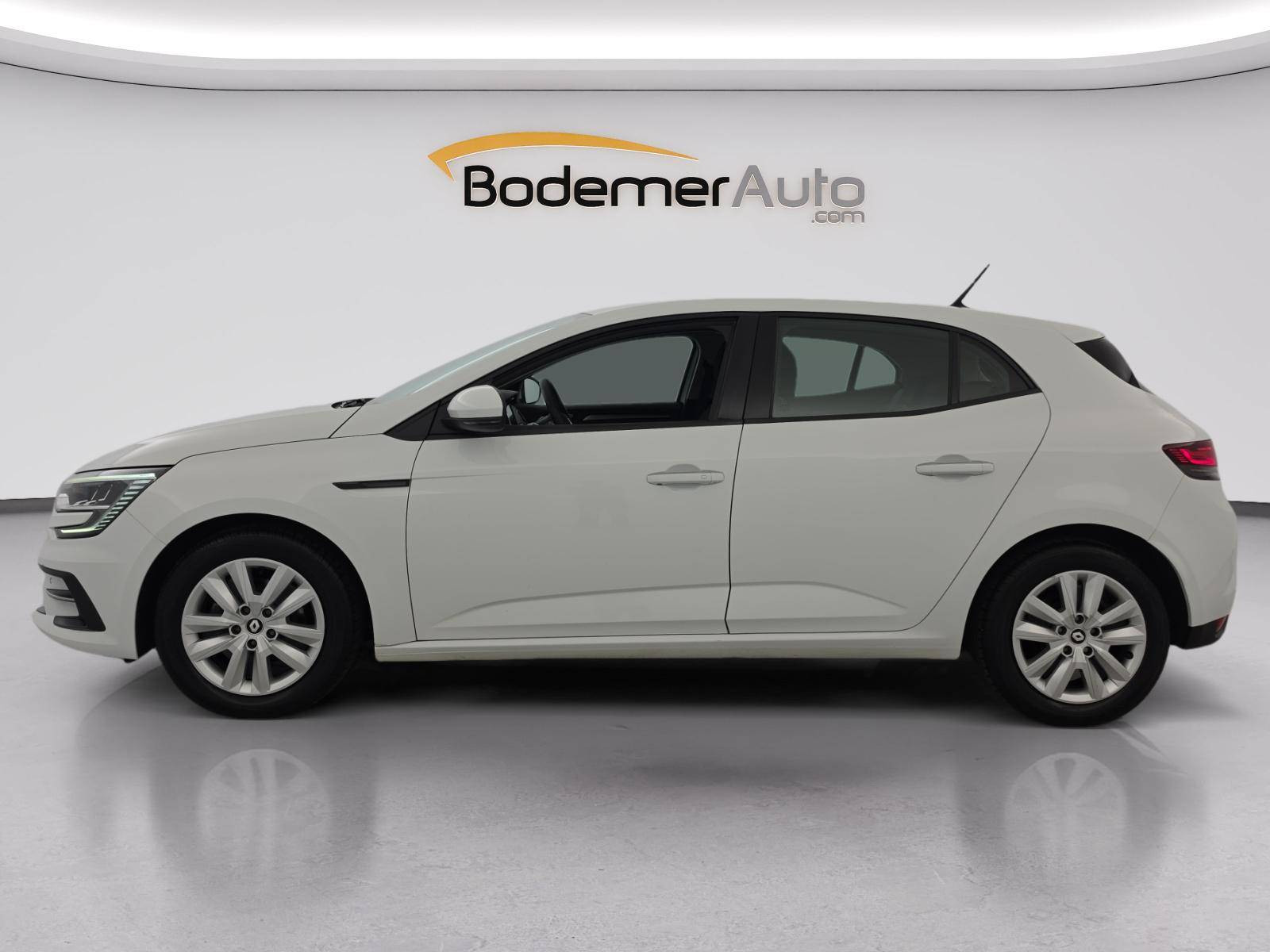 Vente en ligne Renault Megane 4  Blue dCi 115 au prix de 13 490 €