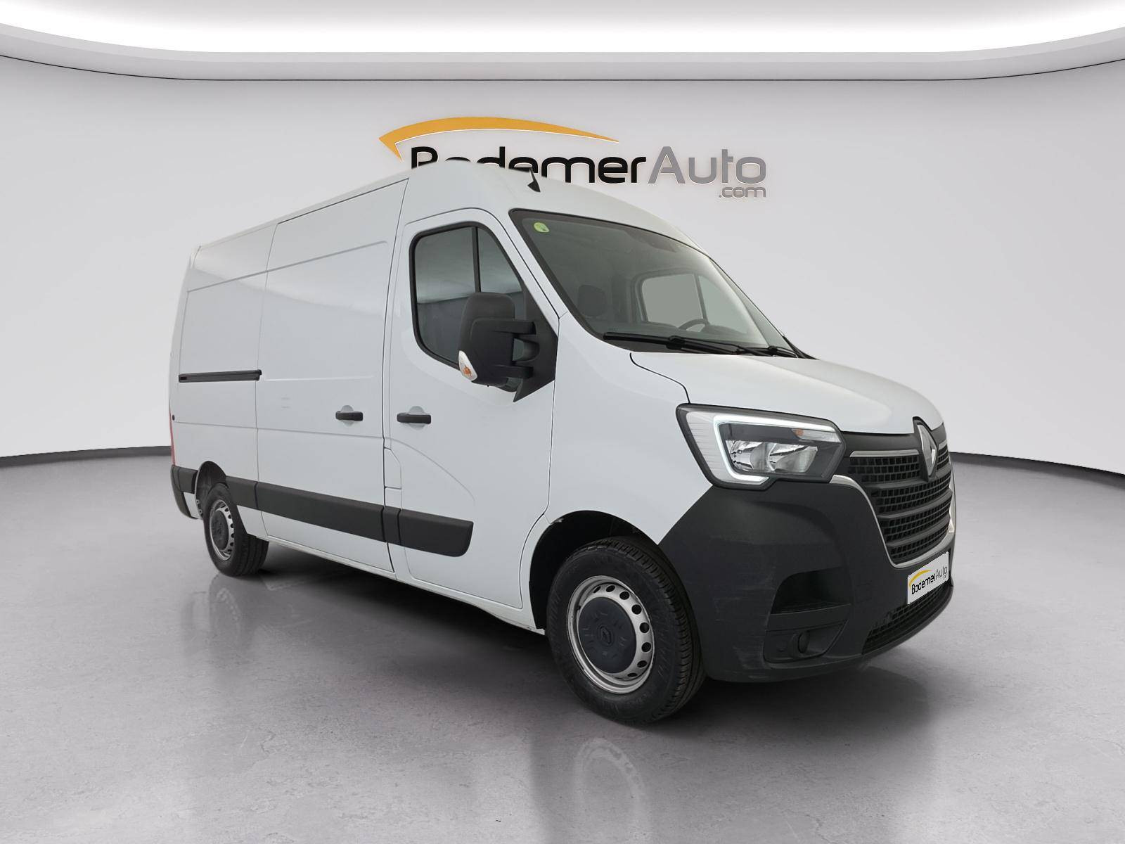 Vente en ligne Renault Master Fourgon MASTER FGN TRAC F3500 L2H2 BLUE DCI 135 au prix de 23 890 €