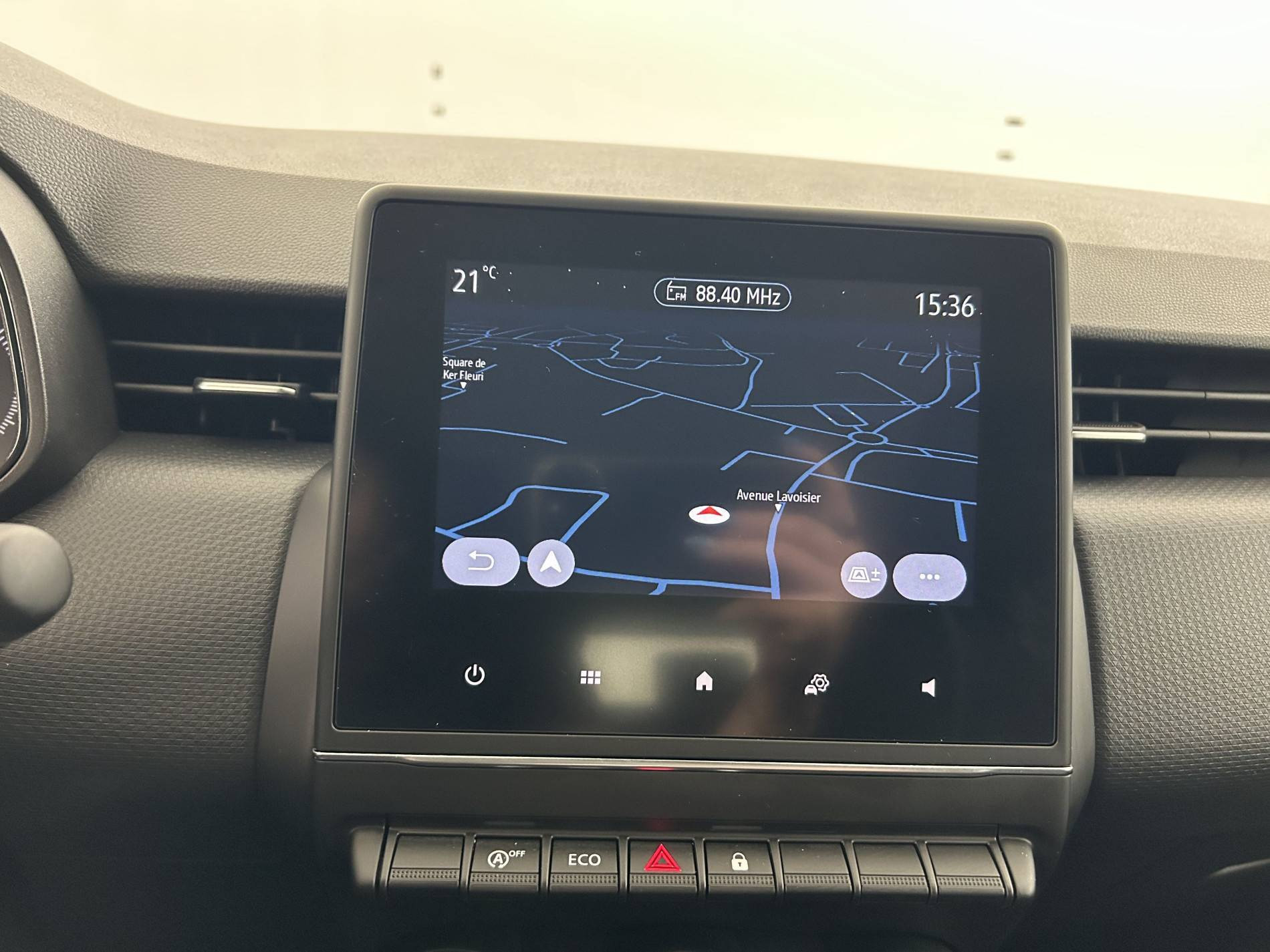 Vente en ligne Renault Clio 5 Clio Blue dCi 100 - 21N au prix de 14 490 €