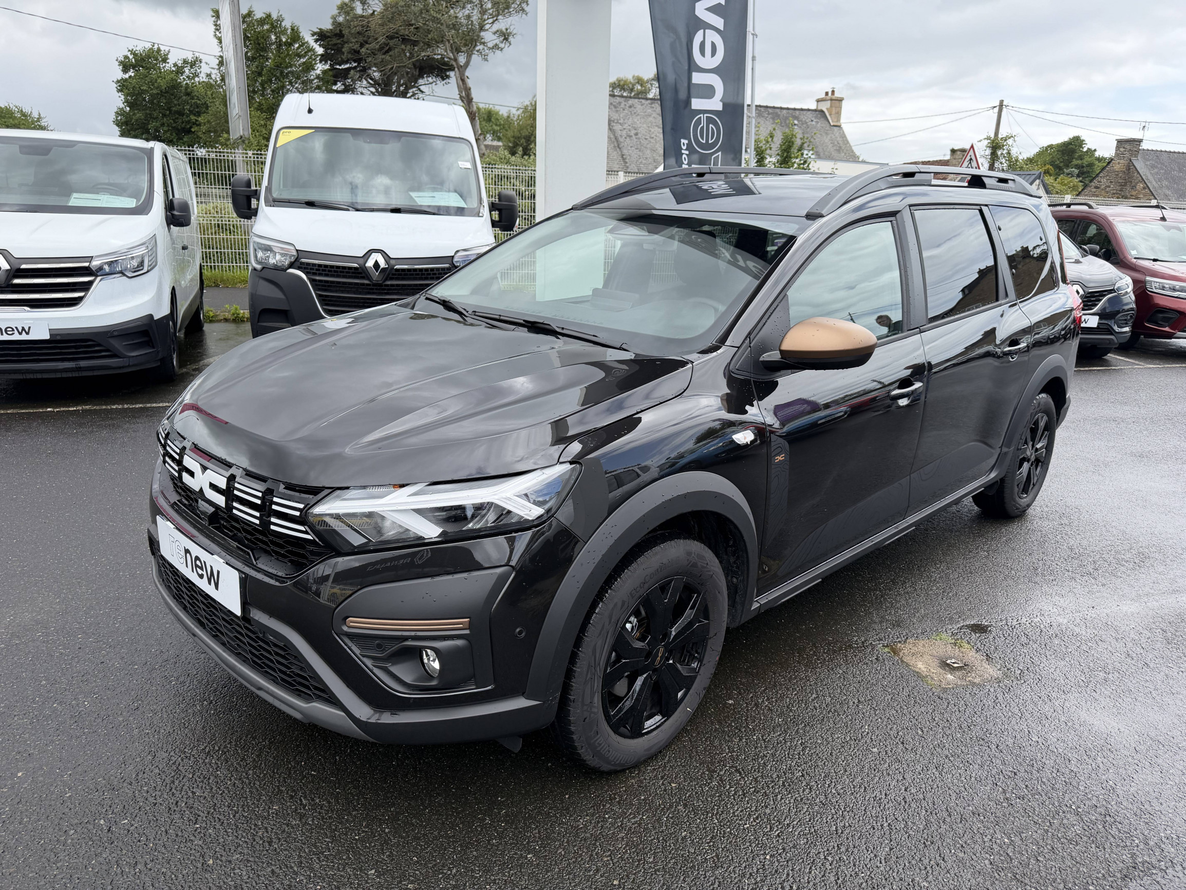 Vente en ligne Dacia Jogger  Hybrid 140 7 places GSR2 au prix de 25 990 €