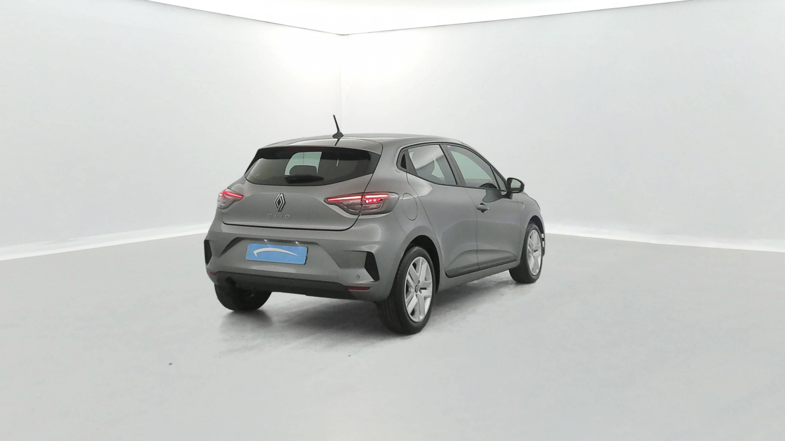 Vente en ligne Renault Clio 5 Clio Blue dCi 100 ch GSR2 au prix de 17 690 €