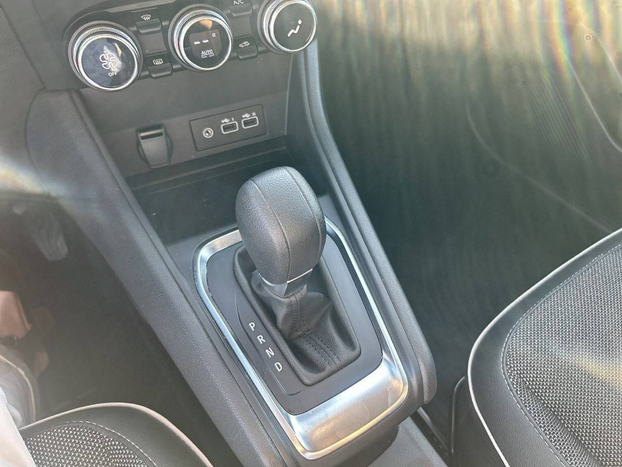 Vente en ligne Renault Captur  mild hybrid 160 EDC au prix de 18 890 €