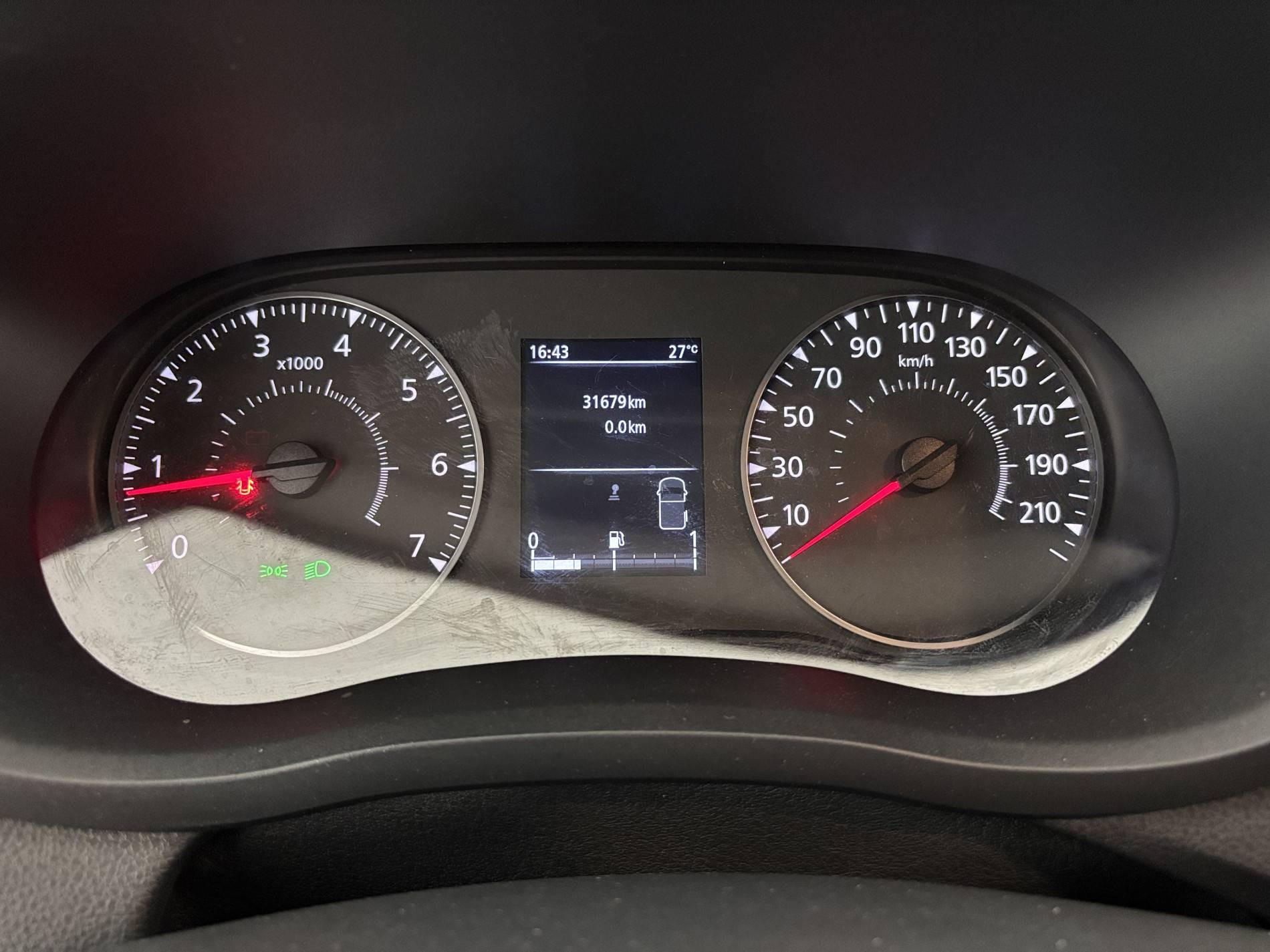 Vente en ligne Renault Master Fourgon MASTER FGN TRAC F3500 L2H2 BLUE DCI 135 au prix de 22 990 €