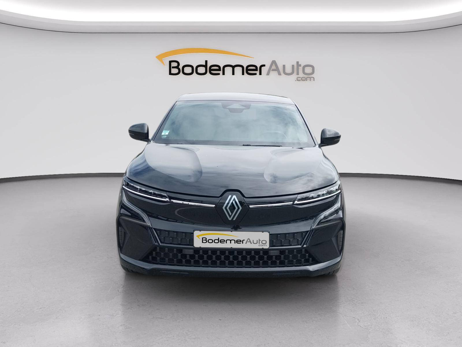 Vente en ligne Renault Megane E-Tech  EV60 220 ch super charge au prix de 20 990 €