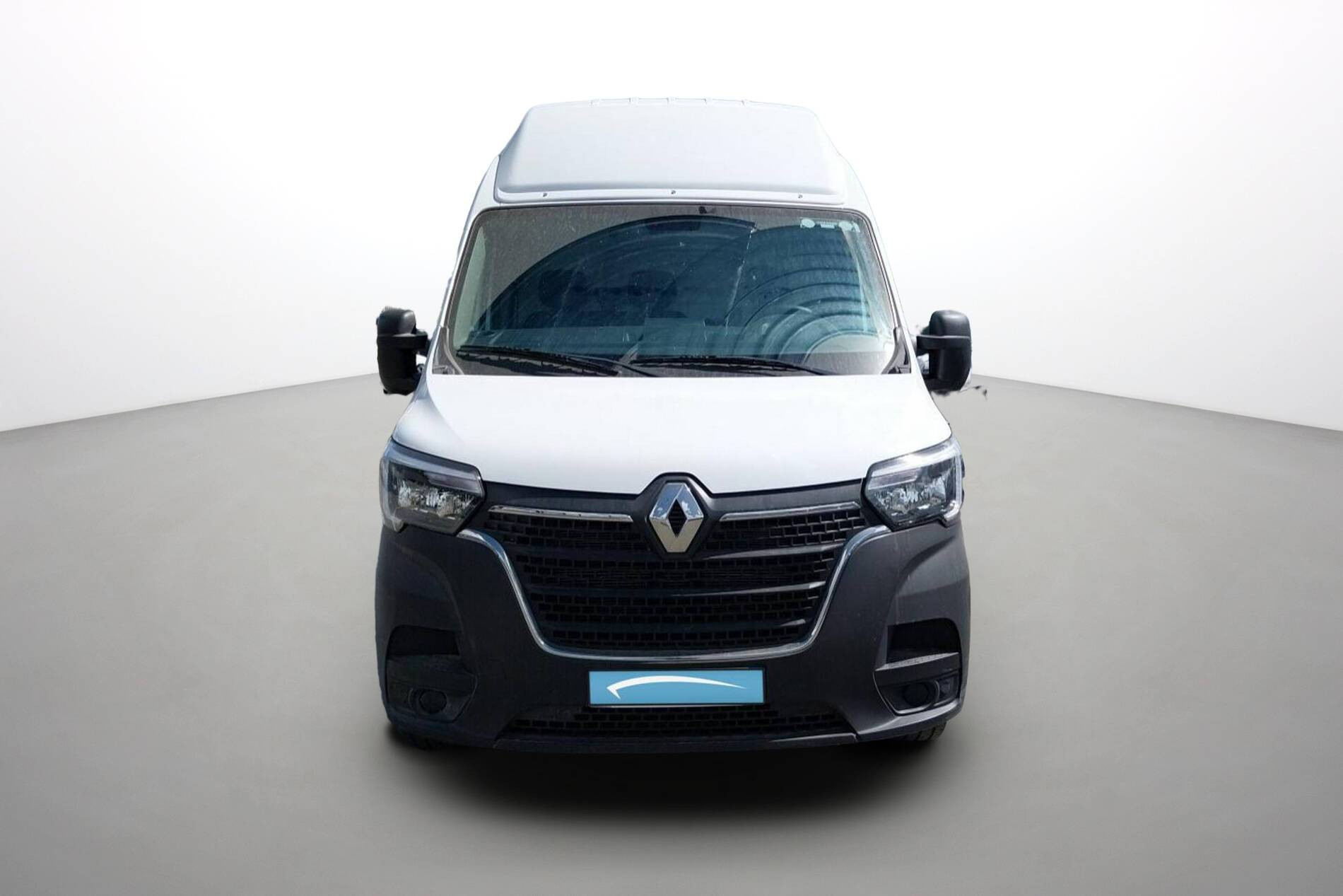 Vente en ligne Renault Master Fourgon MASTER FGN TRAC F3500 L3H3 BLUE DCI 135 au prix de 29 999 €