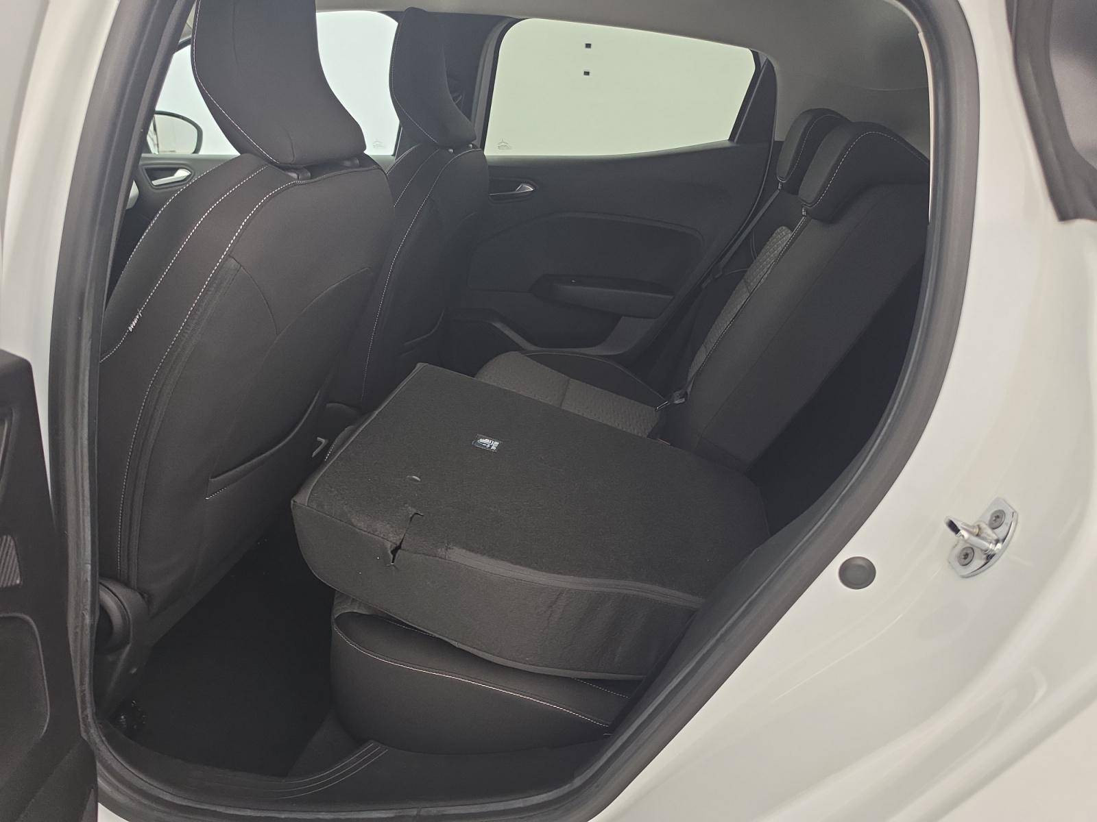 Vente en ligne Renault Clio 5 Clio TCe 90 au prix de 13 690 €