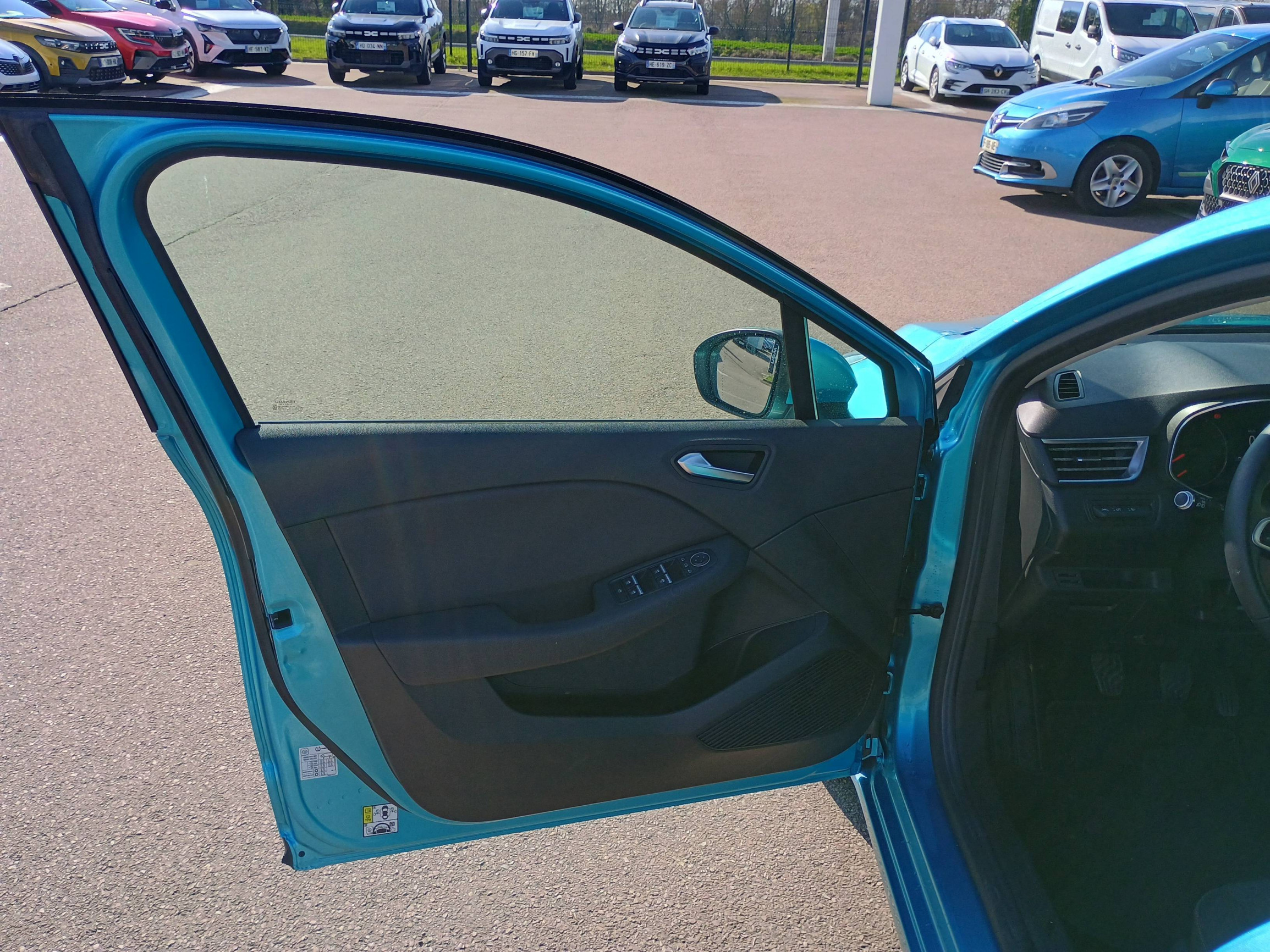 Vente en ligne Renault Clio 5 Clio SCe 65 au prix de 12 390 €