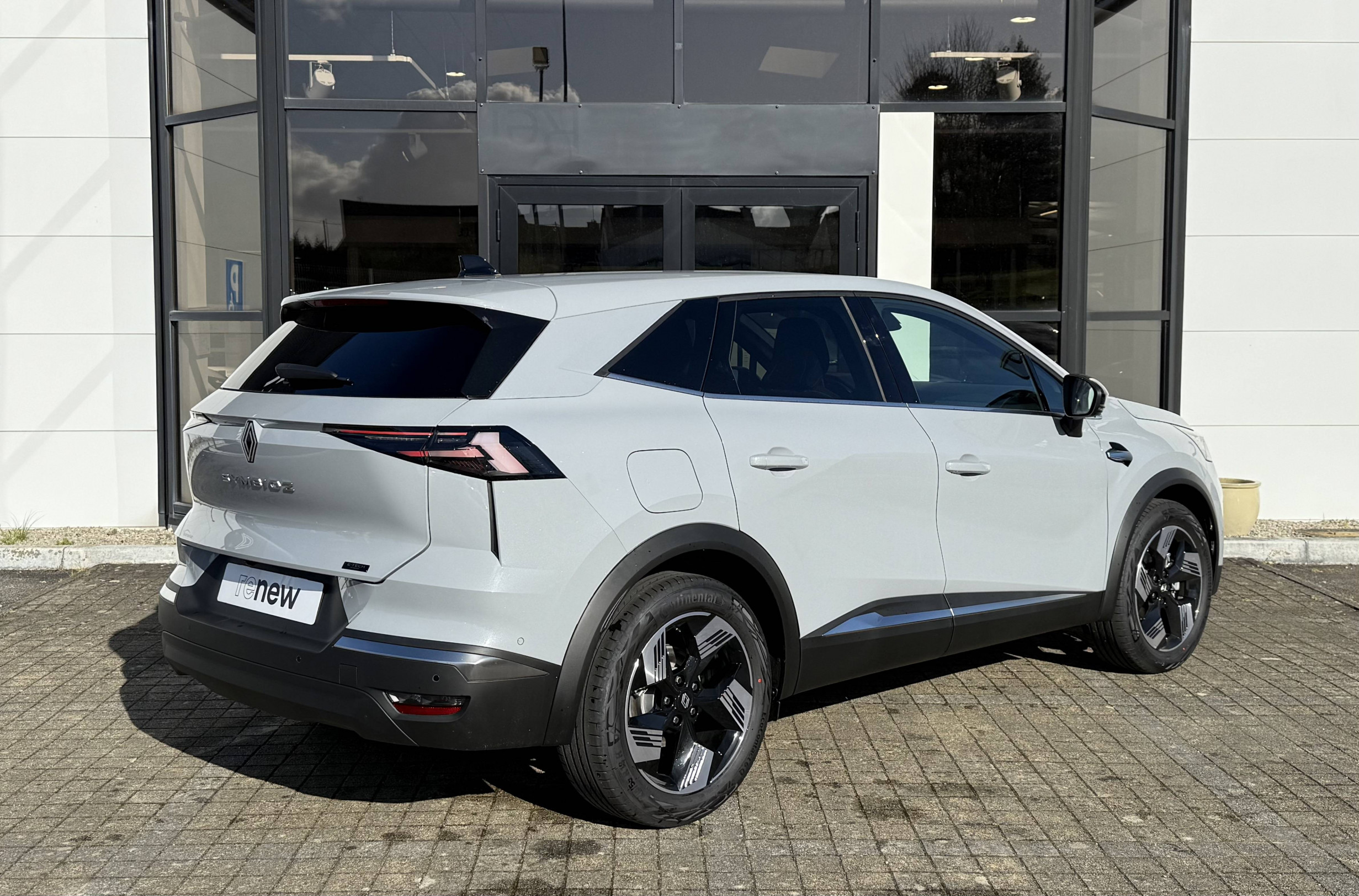 Vente en ligne Renault Symbioz  E-Tech full hybrid 160 ch au prix de 35 400 €
